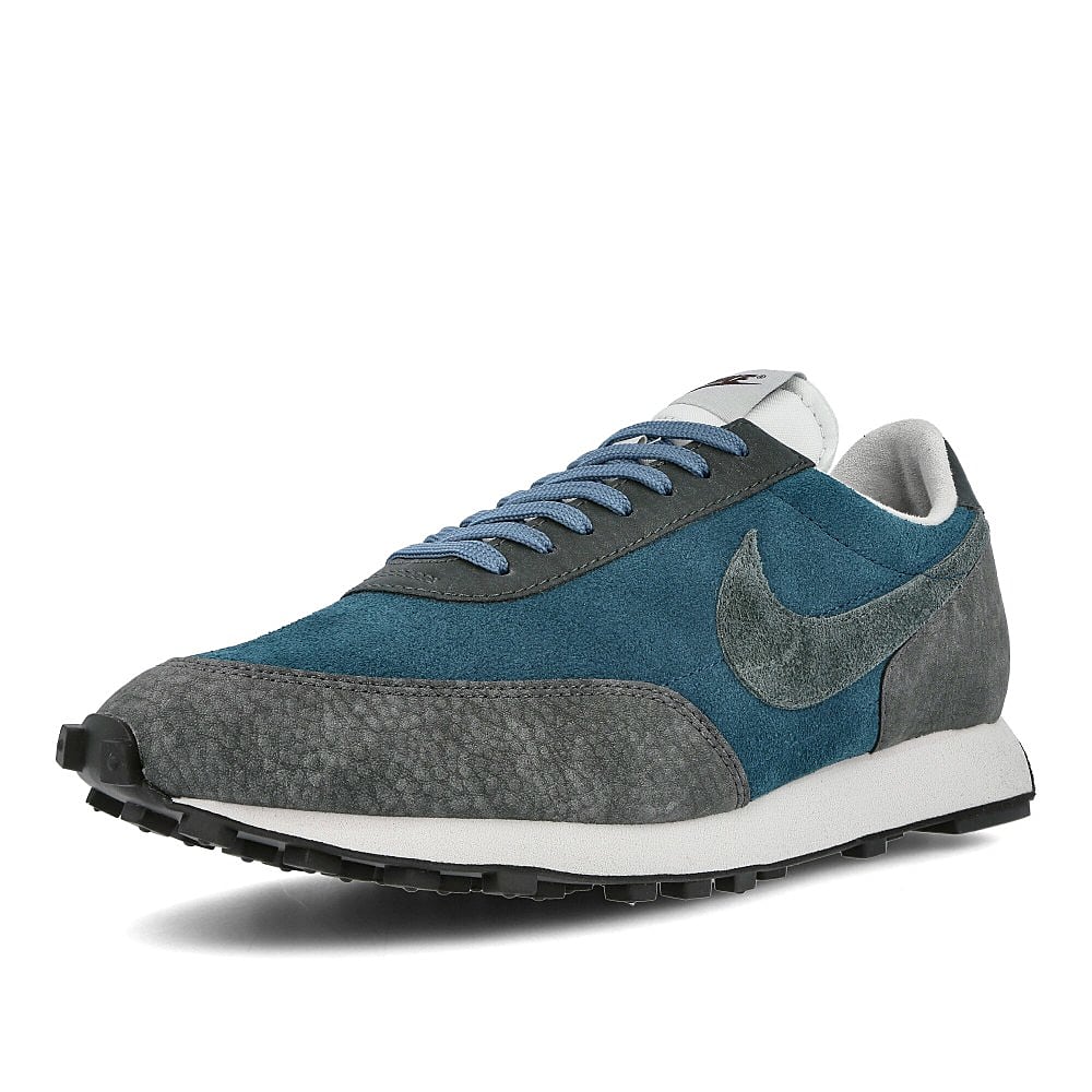 Nike daybreak Midnight Turquoise-Seaweed - Dark Smoke Grey Low Top Sneakers Close Up | Overkill