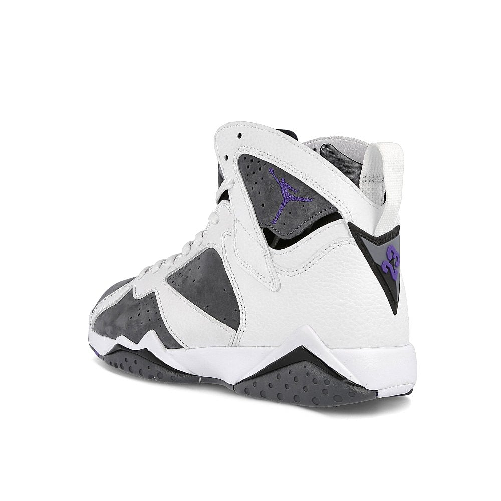 Jordan Air Jordan 7 Retro White / Varsity Purple - Flint Grey - Black Close-up | Overkill
