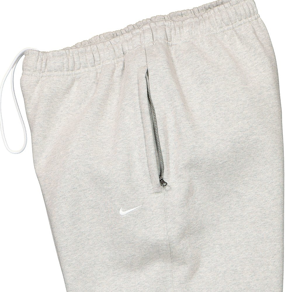 Nike NRG Solo Swoosh Fleece Pant Grey Heather / White Sweat & Track Pants Detailfoto | Overkill