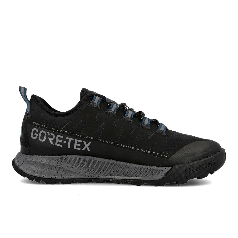 Nike acg air nasu gore-tex Black-Dark Grey Low Top Sneakers Silhouette | Overkill