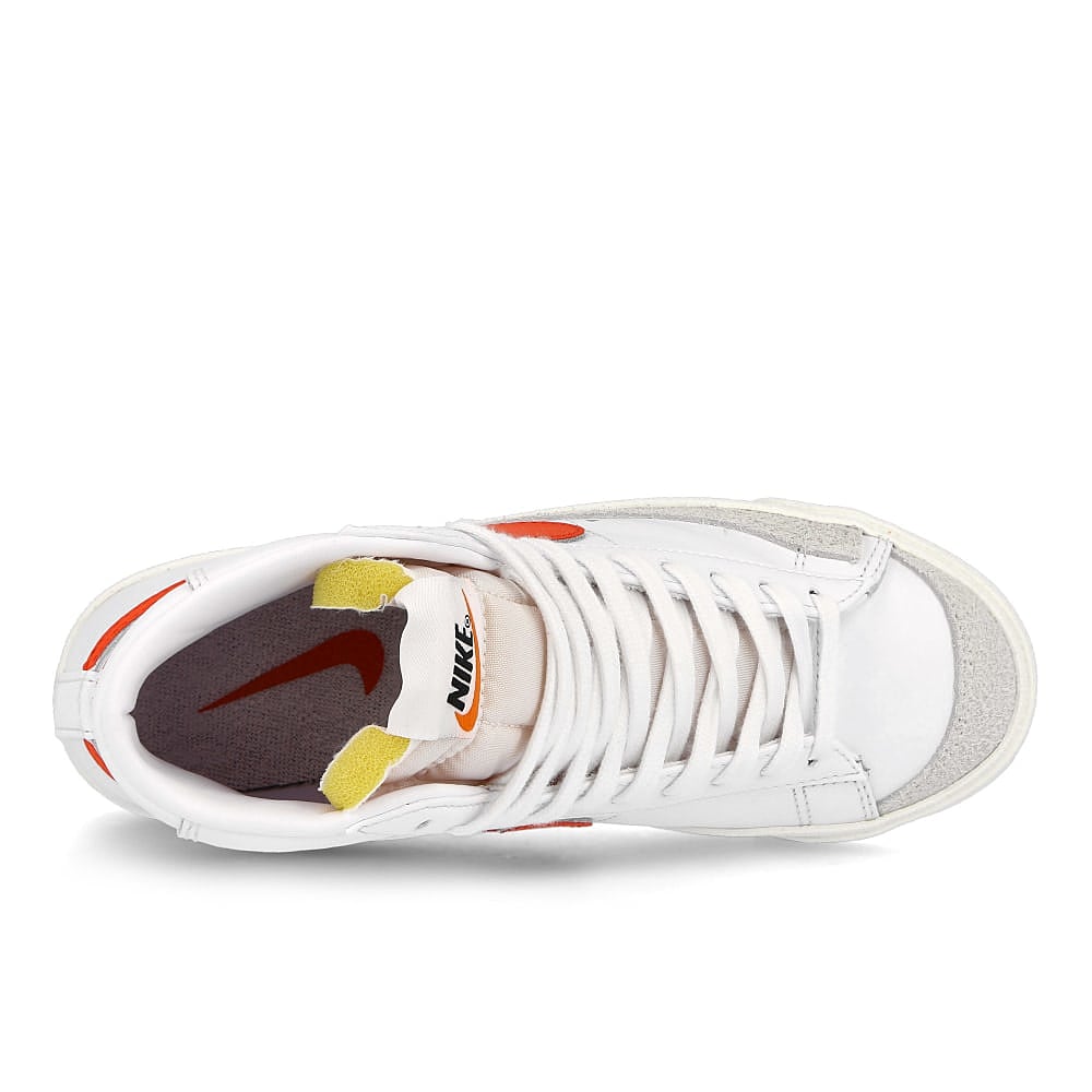 Nike wmns blazer mid 77 vintage White-Habanero Red - Sail Mid Top Sneakers Detailfoto | Overkill
