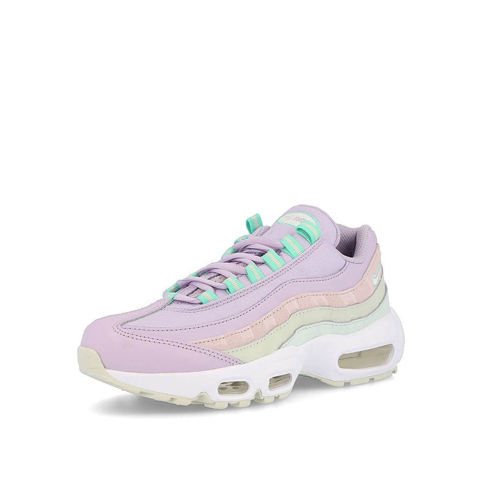 Nike wmns air max 95 Infinite Lilac-White - Sea Glass Sneakers Close Up | Overkill