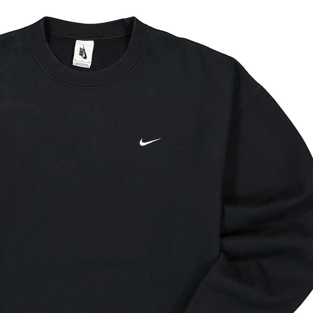 Nike NRG Crew Wash Black / White Sweatshirts Close-up | Overkill