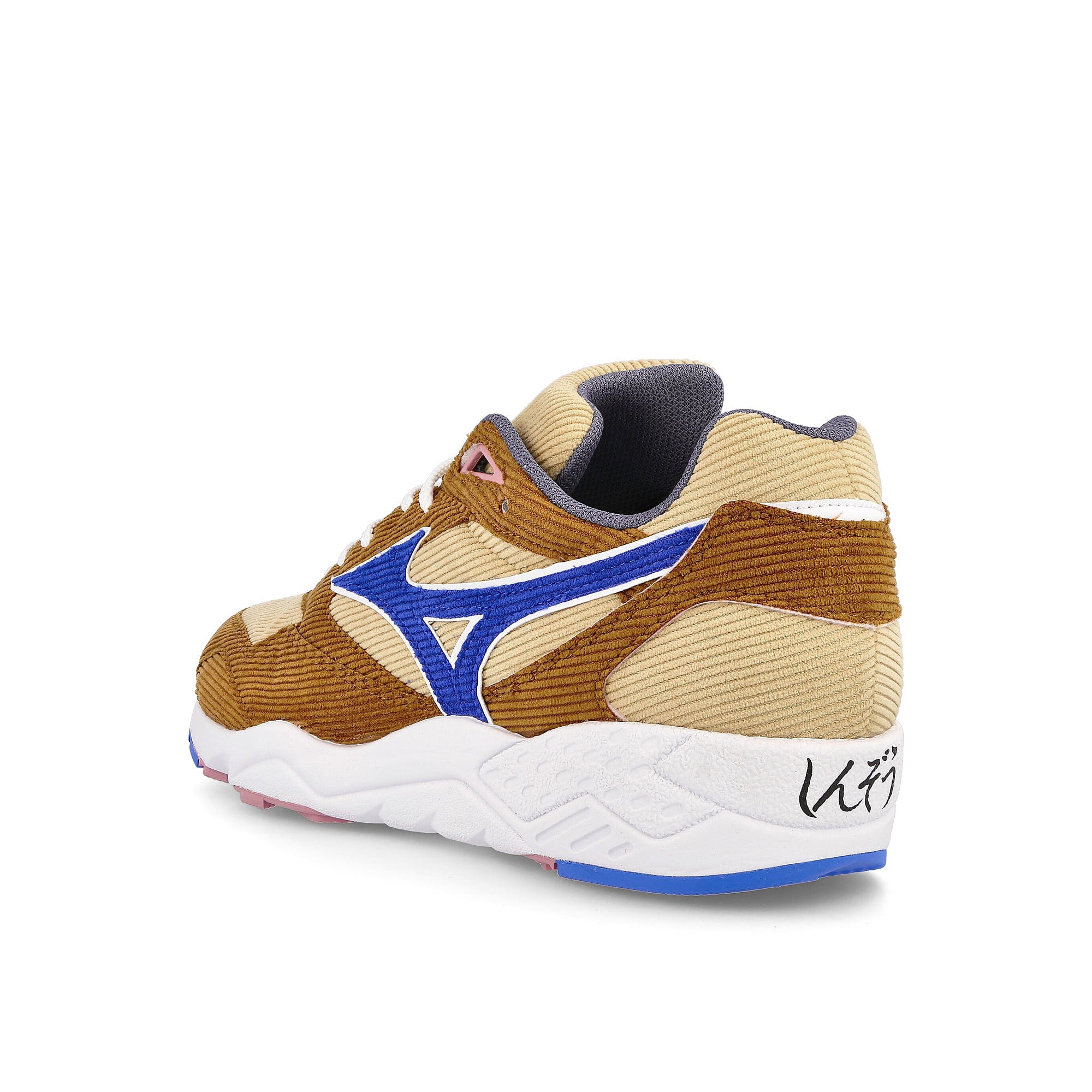 Mizuno Contender Multicolor Close-up | Overkill
