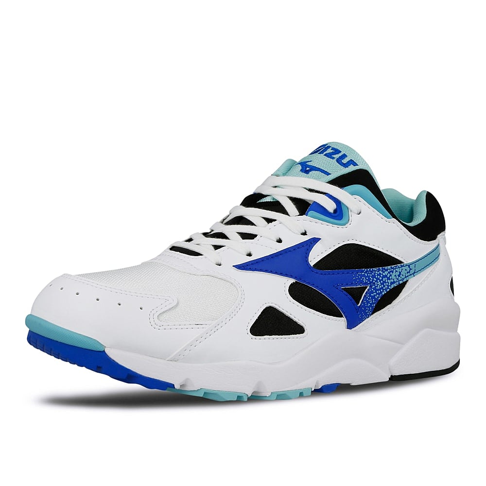 Mizuno sky medal White-Directoire Blue-Black Sneakers Close Up | Overkill