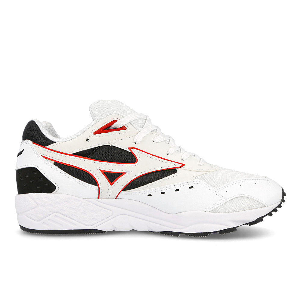 Mizuno contender Black-White-Fire Red Sneakers Silhouette | Overkill