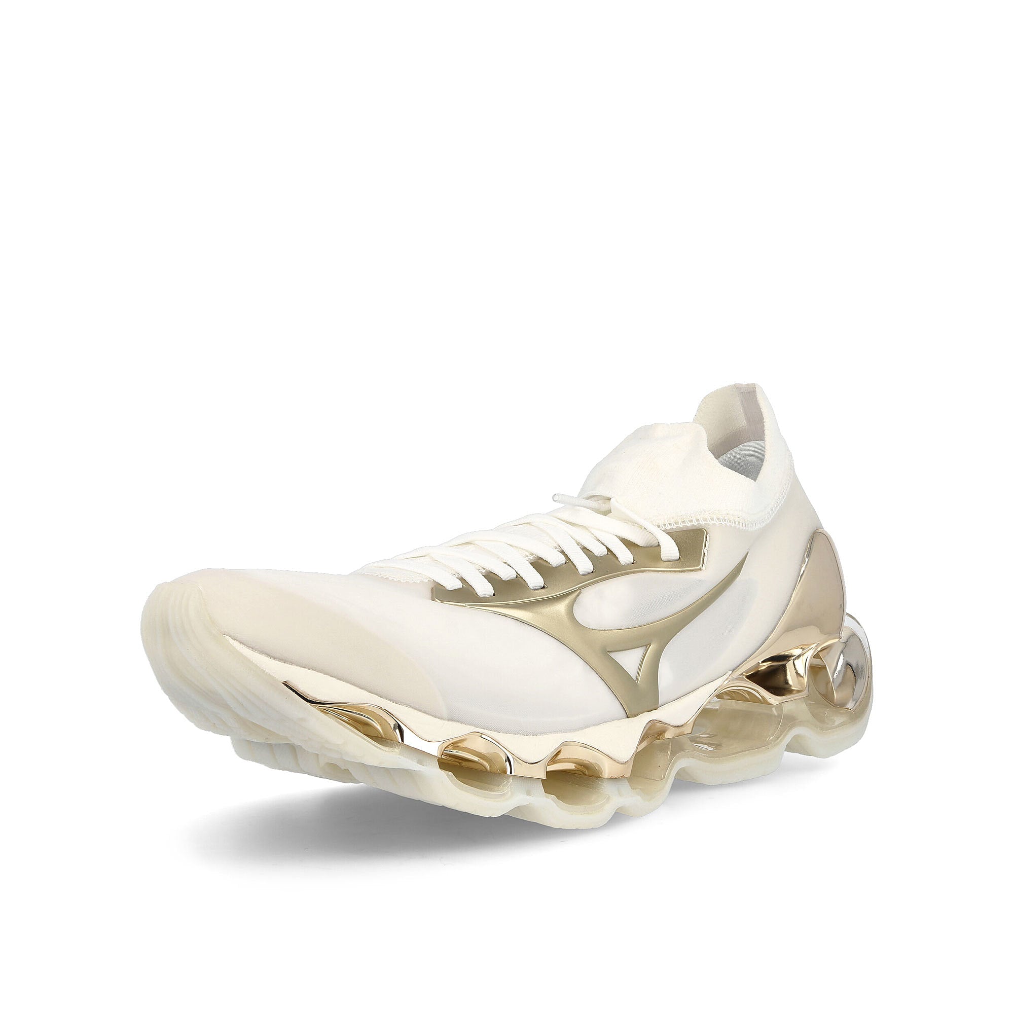 Mizuno Hajime Sorayama x Mizuno Wave Prophecy Snow White-Gold-Snow White Sneakers Close Up | Overkill