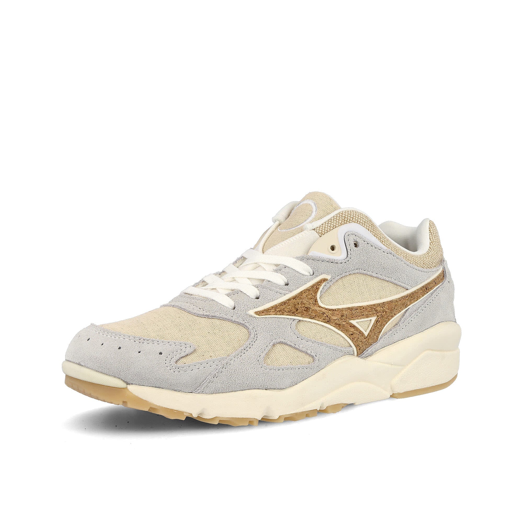 Mizuno sky medal Undyed White-Ginger Root-Undyed Root Sneakers Close Up | Overkill