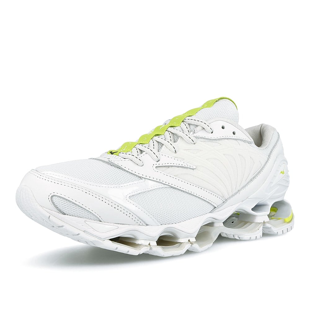 Mizuno Futur x Mizuno Wave Prophecy White-White-Yellow Sneakers Close Up | Overkill