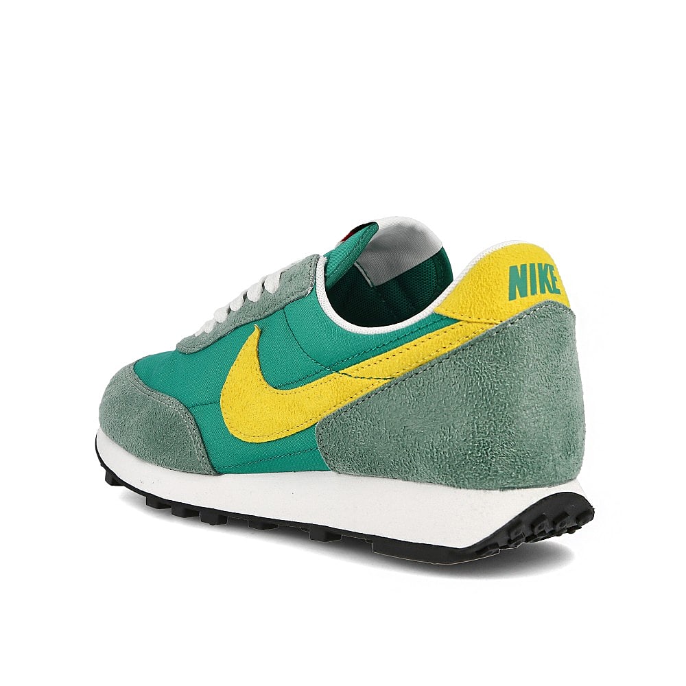 Nike daybreak sp Neptune Green / Speed Yellow - Silver Pine Close-up | Overkill