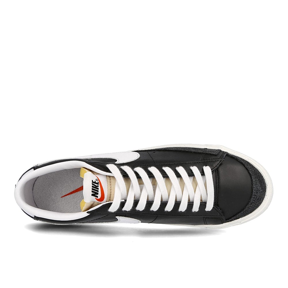Nike blazer low 77 vintage Black / White - Sail - Black Detail view 1 | Overkill