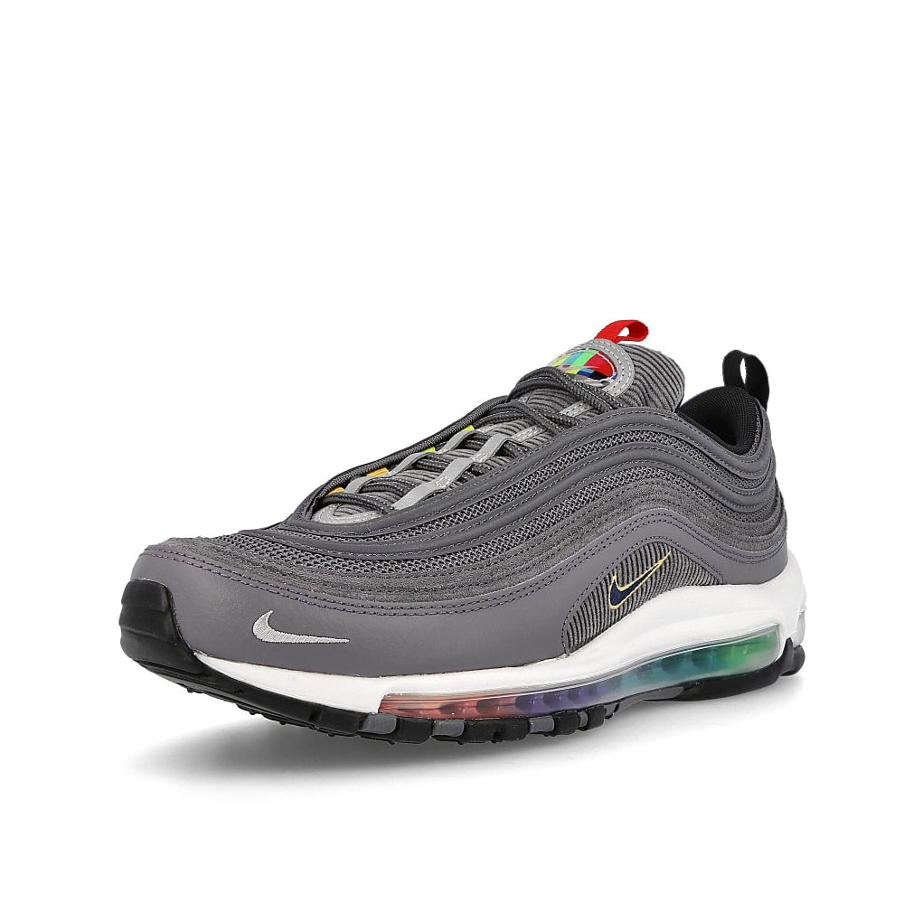 Nike air max 97 se Light Graphite-Obsidian - Black Sneakers Close Up | Overkill