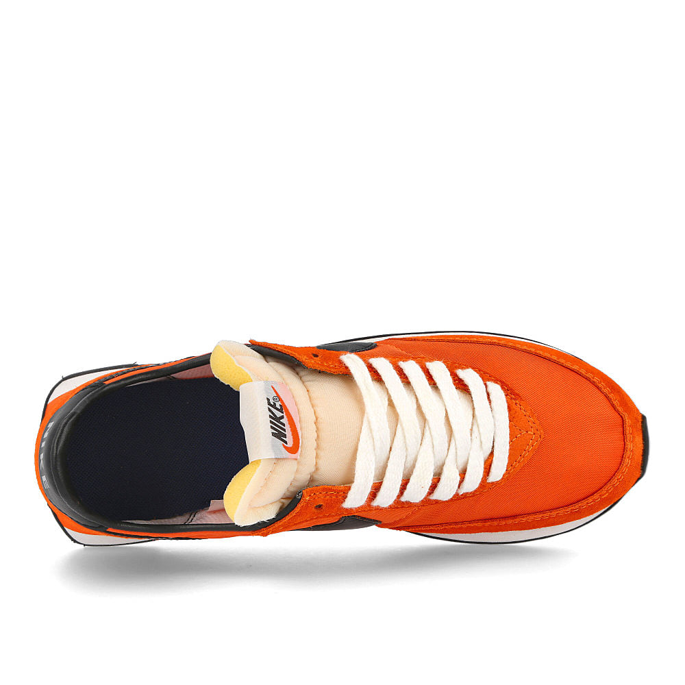 Nike waffle trainer 2 sp Starfish-Black - Starfish - Summit White Sneakers Detailfoto | Overkill