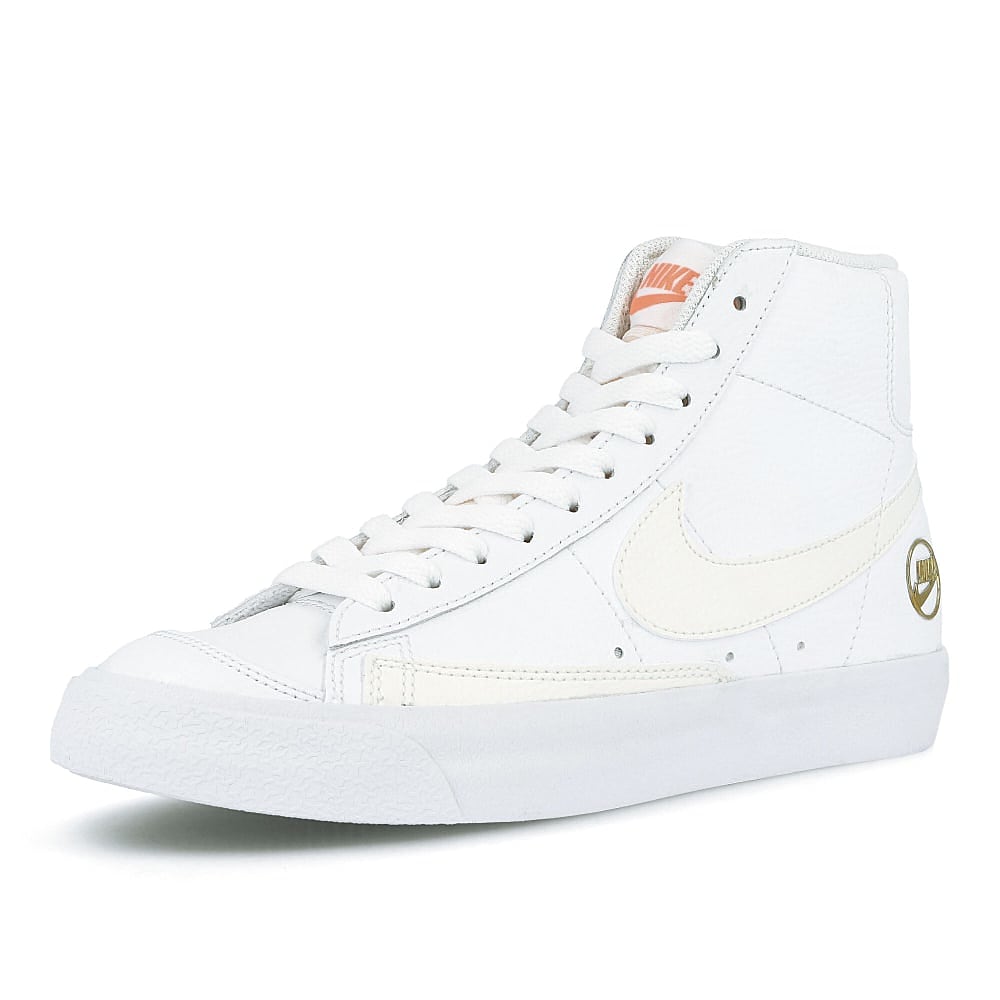 Nike wmns blazer mid vintage 77 White-Sail - Metallic Gold - Atomic Pink Mid Top Sneakers Close Up | Overkill