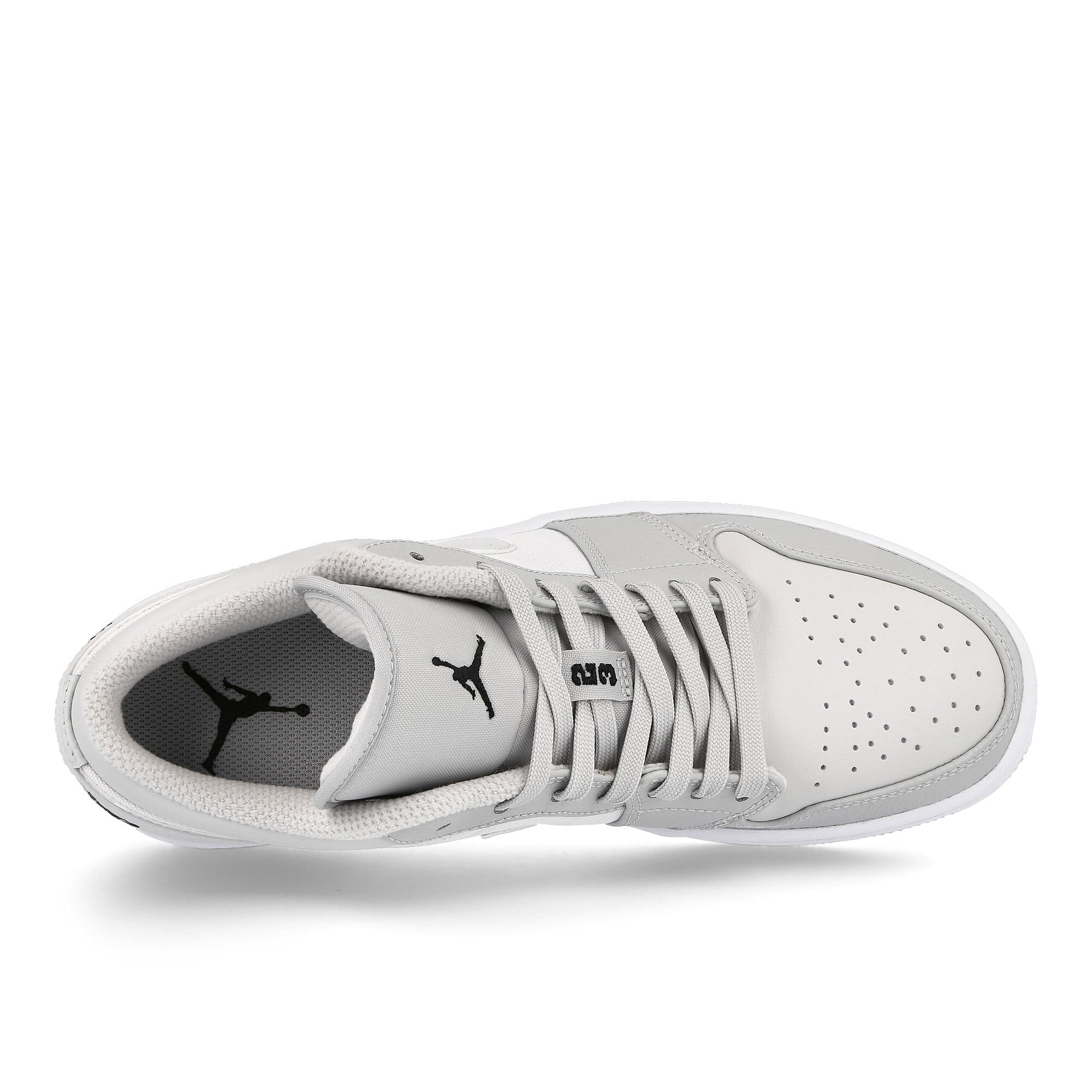 Jordan Air Jordan 1 Low White / Photon Dust - Grey Fog - Vast Grey Detail view 1 | Overkill