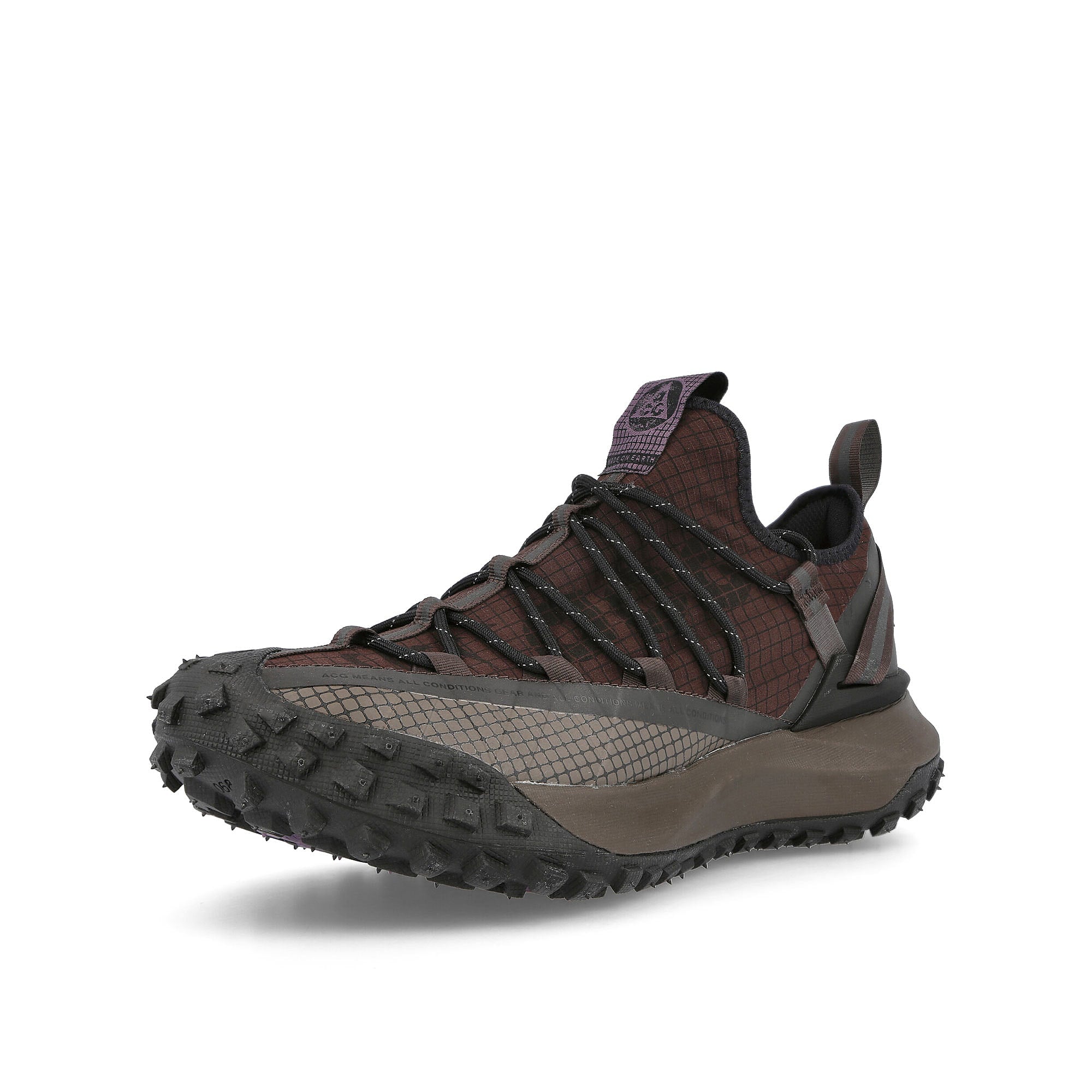 Nike acg mountain fly low Brown Basal-Black Low Top Sneakers Close Up | Overkill