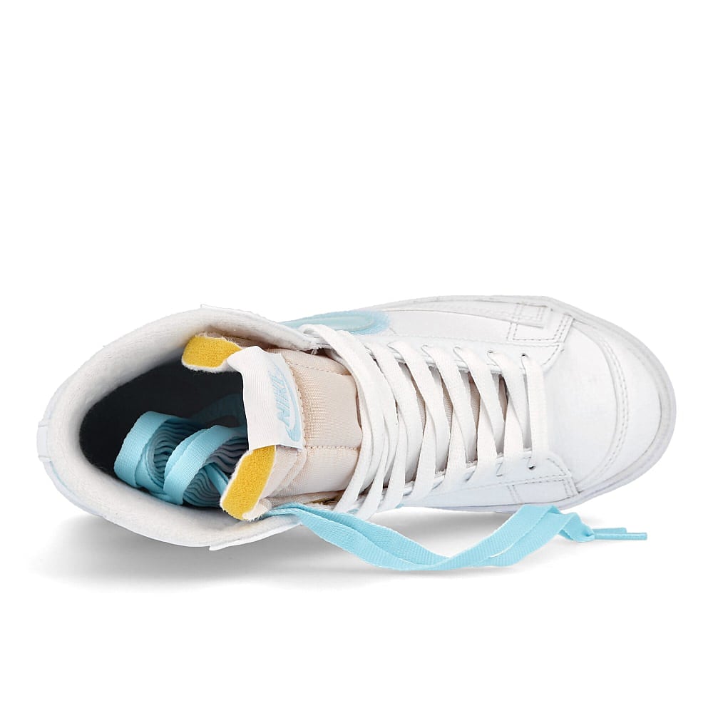 Nike wmns blazer mid 77 White-Glacier Blue - Mtlc Platinum Mid Top Sneakers Detailfoto | Overkill