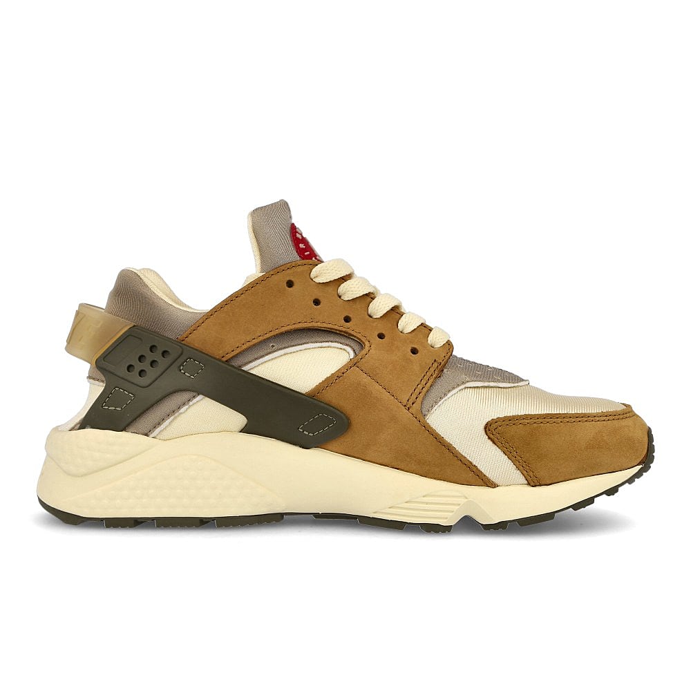 Nike Stussy x Nike Air Huarache LE Desert Oak-Reed - Light Straw Sneakers Silhouette | Overkill