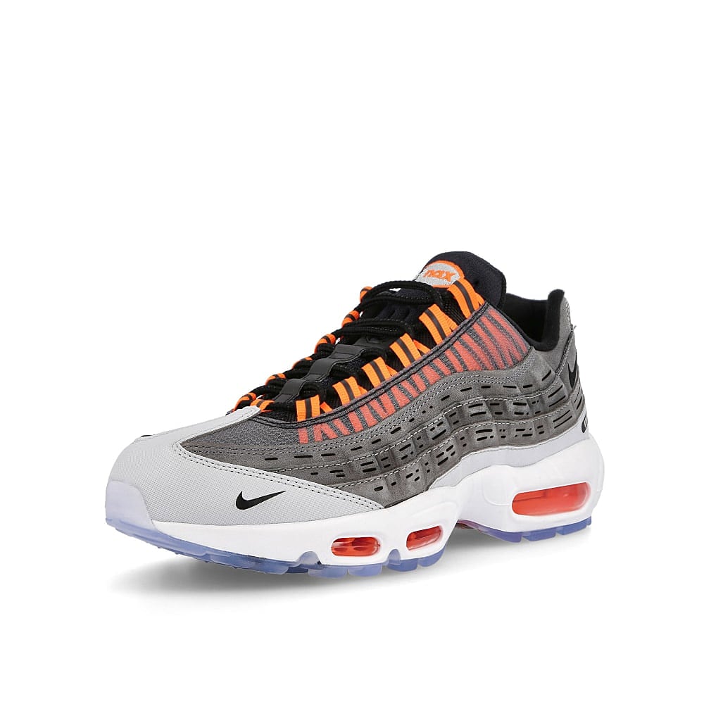 Nike Kim Jones x Nike Air Max 95 Black-Total Orange - Dark Grey - Cool Grey Sneakers Close Up | Overkill