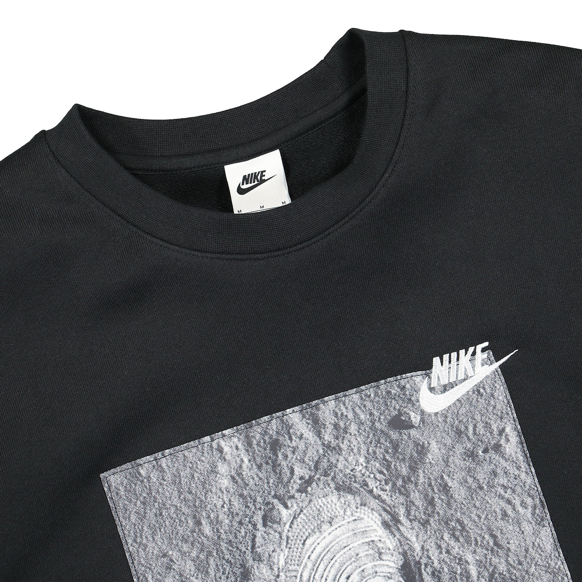 Nike NSW Zero Gravity French Terry Crew Sweatshirt Black / White Sweatshirts Close-up | Overkill