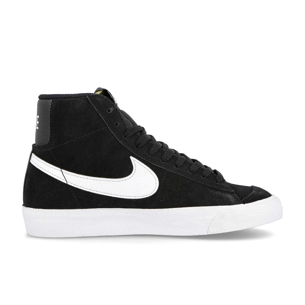 Nike wmns blazer mid 77 Black / White Material | Overkill