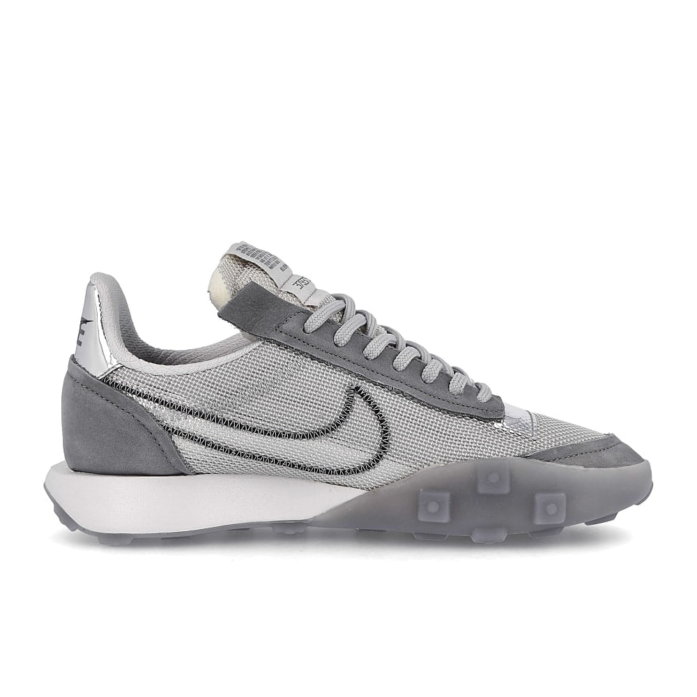 Nike wmns waffle racer 2x Light Smoke Grey-Black - Particle Grey Sneakers Silhouette | Overkill