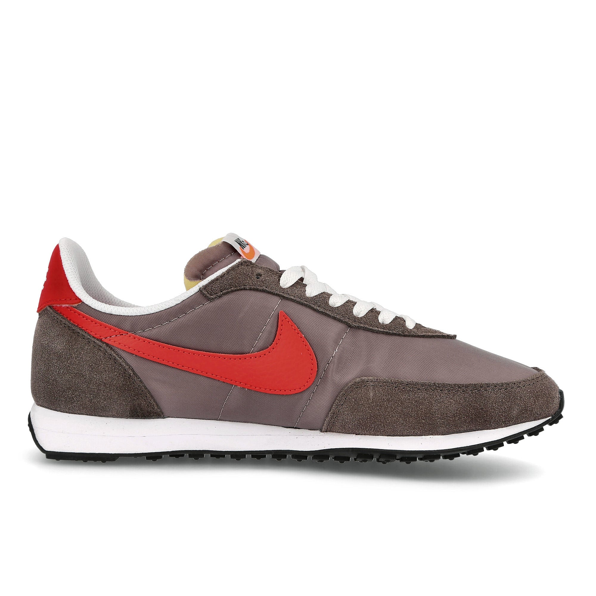 Nike waffle trainer 2 Moon Fossil-Team Orange - Ironstone - Sail Sneakers Silhouette | Overkill