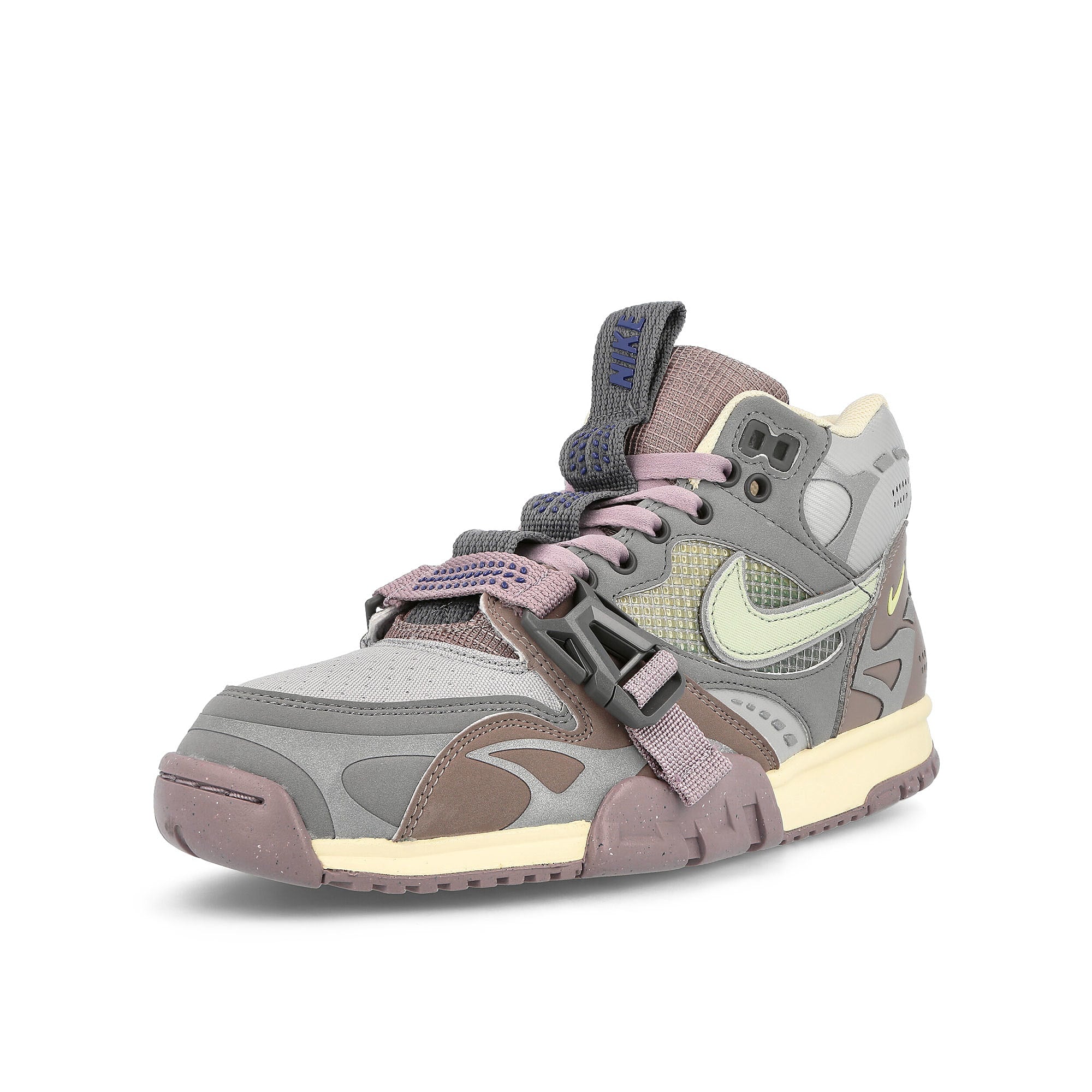Nike air trainer 1 sp Light Smoke Grey-Honeydew - Particle Grey Sneakers Close Up | Overkill