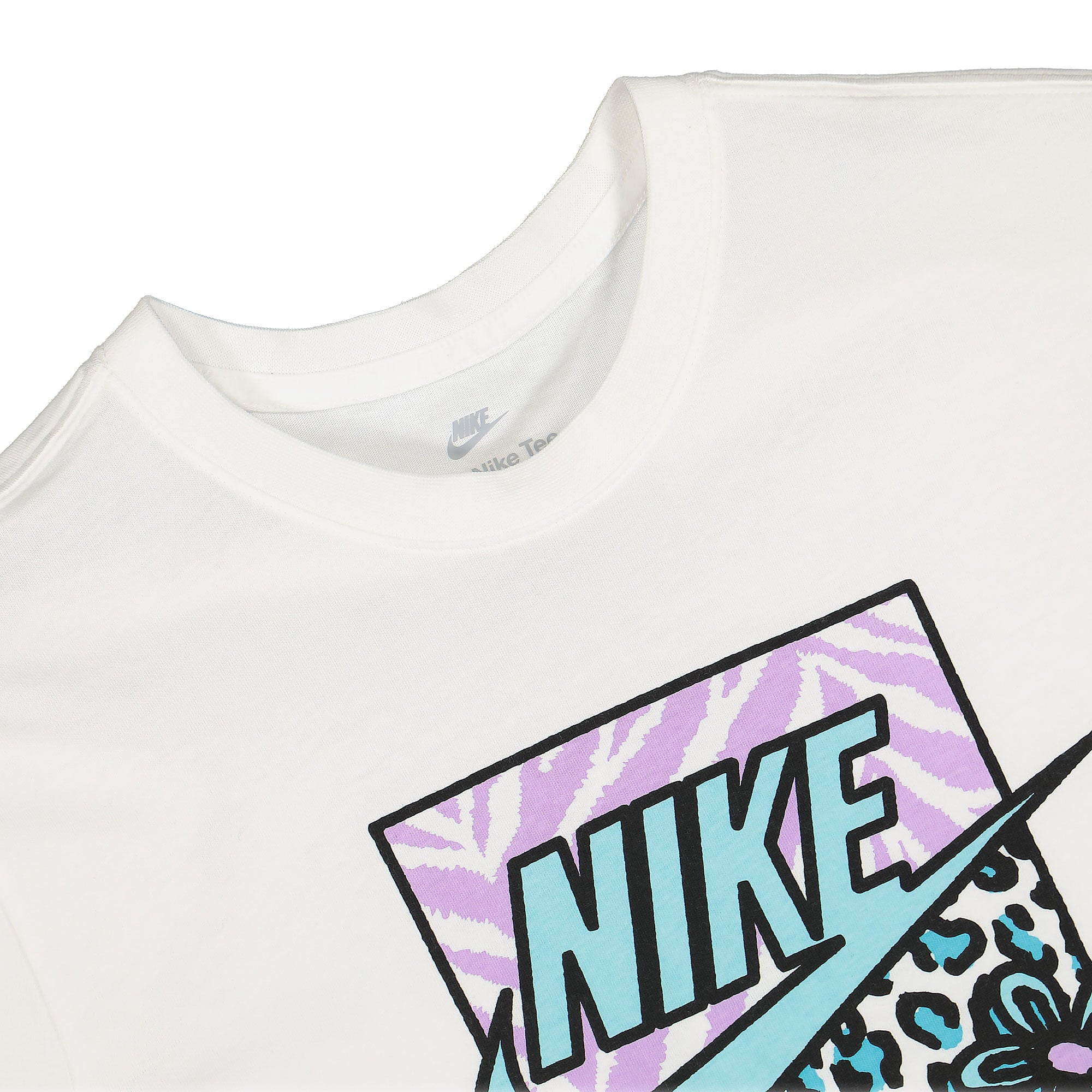 Nike NSW Tee High Summer GX White T-Shirts Close-up | Overkill