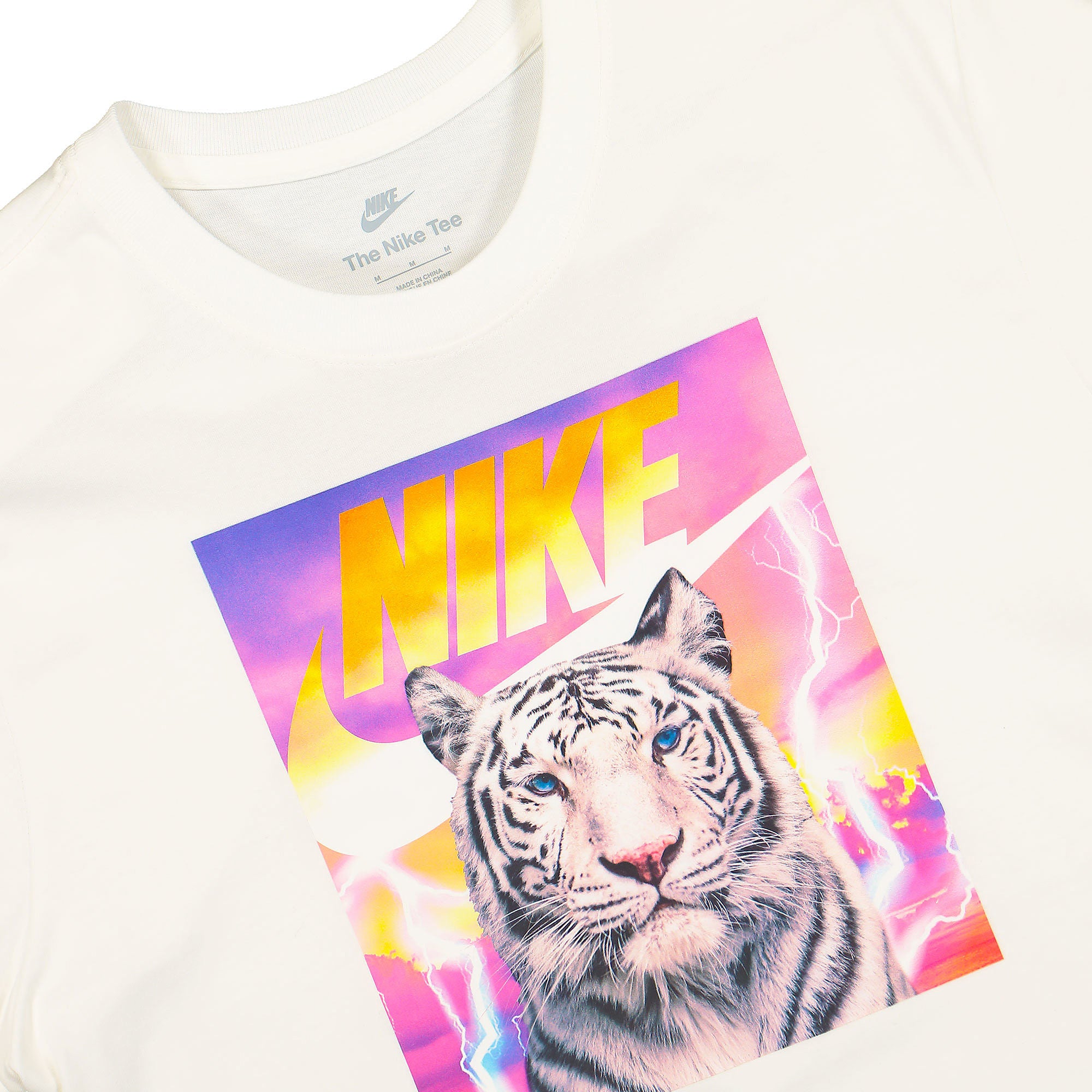 Nike NSW Tee High Summer Photo White T-Shirts Close-up | Overkill