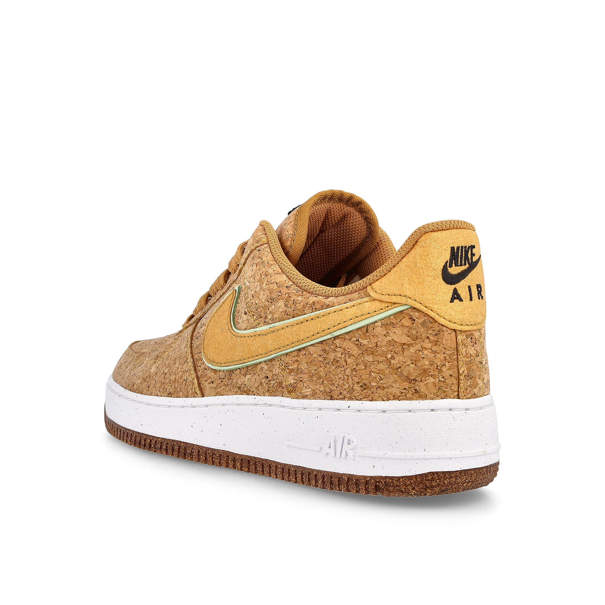 Nike air force 1 07 premium Multicolor / Metallic Gold-Flax Close-up | Overkill