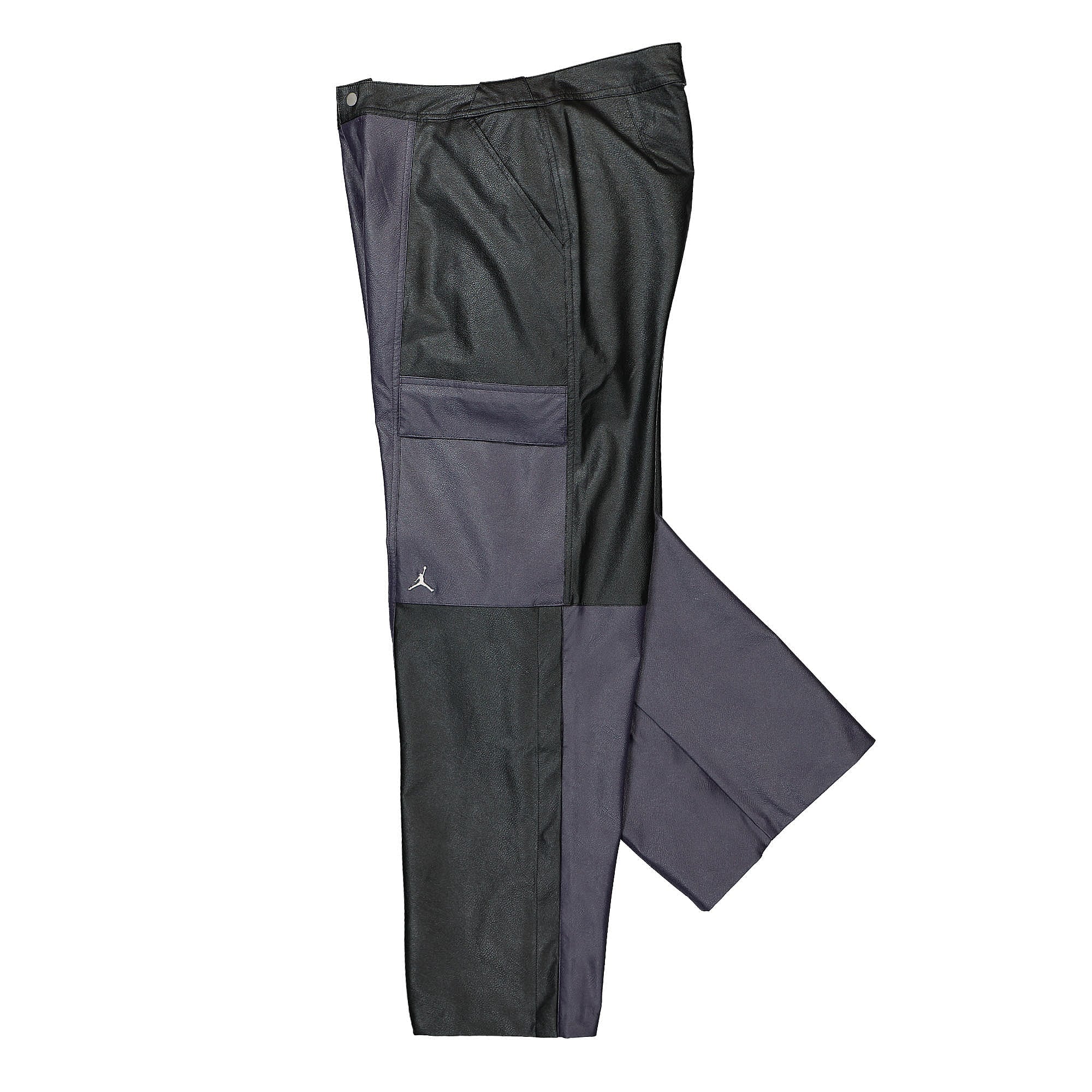 Jordan Wmns Air Jordan New Classic 2.0 Pant Black / Cave Purple Sweat & Track Pants Close-up | Overkill