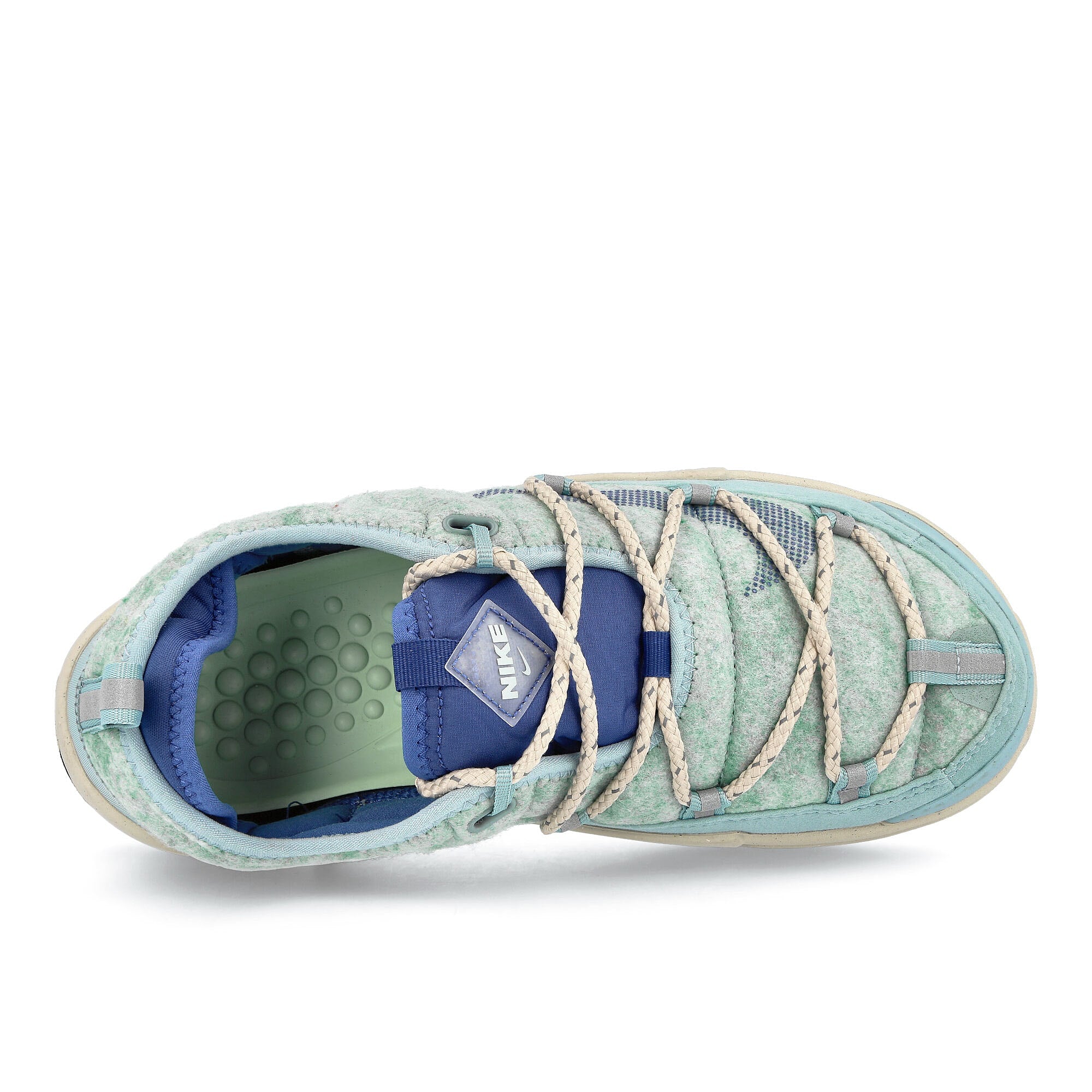 Nike offline pack Ocean Cube-Dark Marina Blue - Sanddrift Sneakers Detailfoto | Overkill