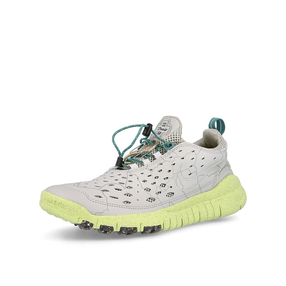 Nike free run trail hyperlocal berlin Grey Fog-Grey Fog - Stone - Bicoastal Sneakers Close Up | Overkill