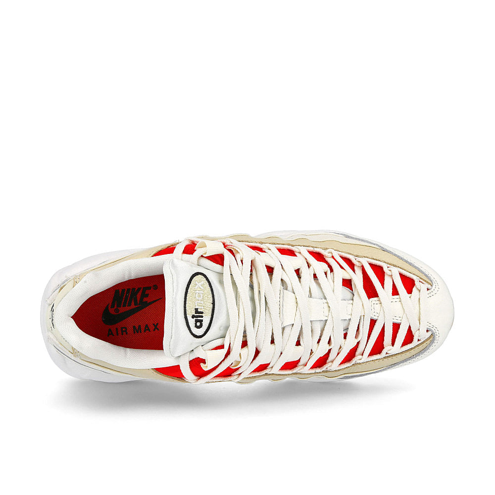 Nike wmns air max 95 Sail-Black - Chile Red - Coconut Milk Sneakers Detailfoto | Overkill