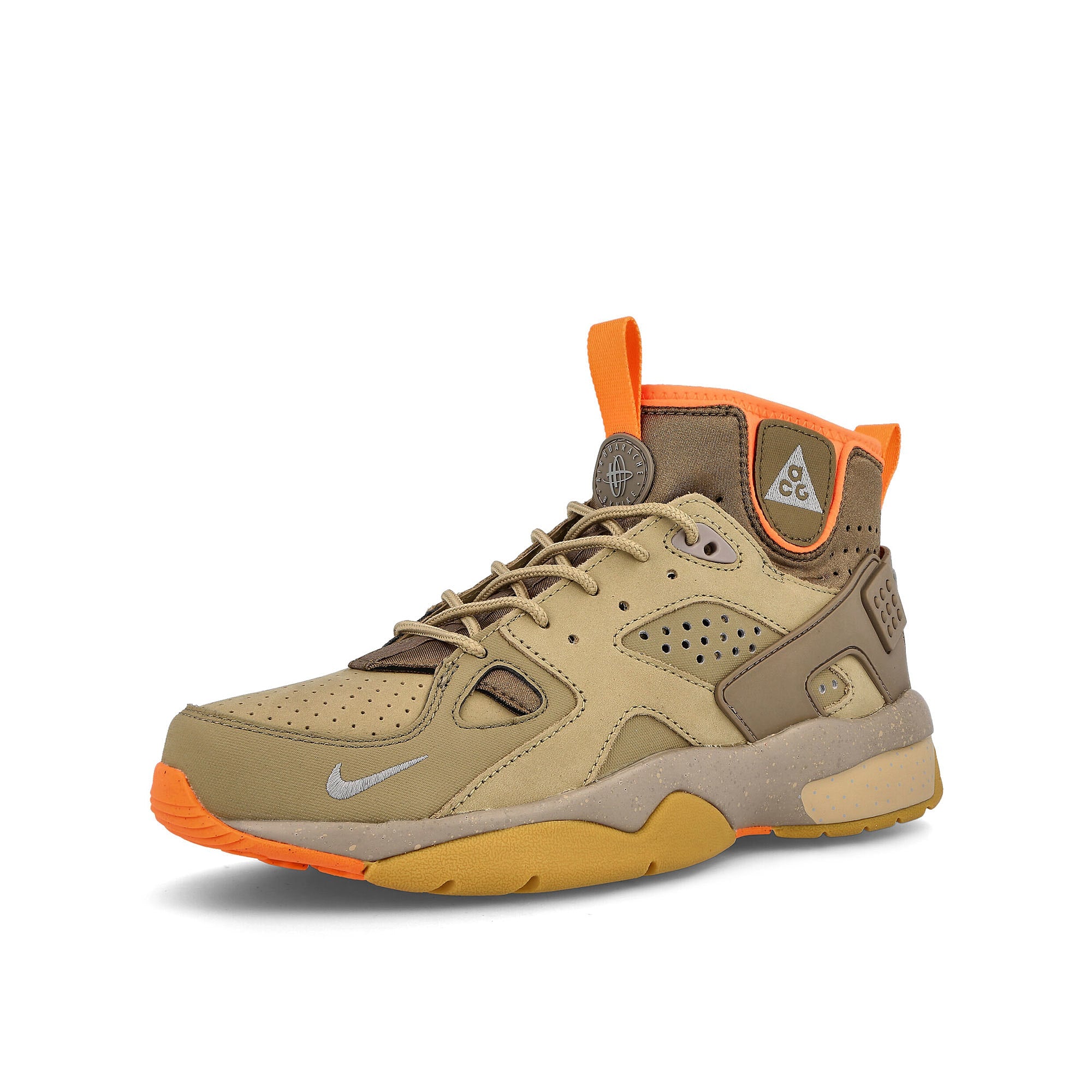 Nike acg air mowabb Limestone-Reflect Silver - Khaki High Top Sneakers Close Up | Overkill
