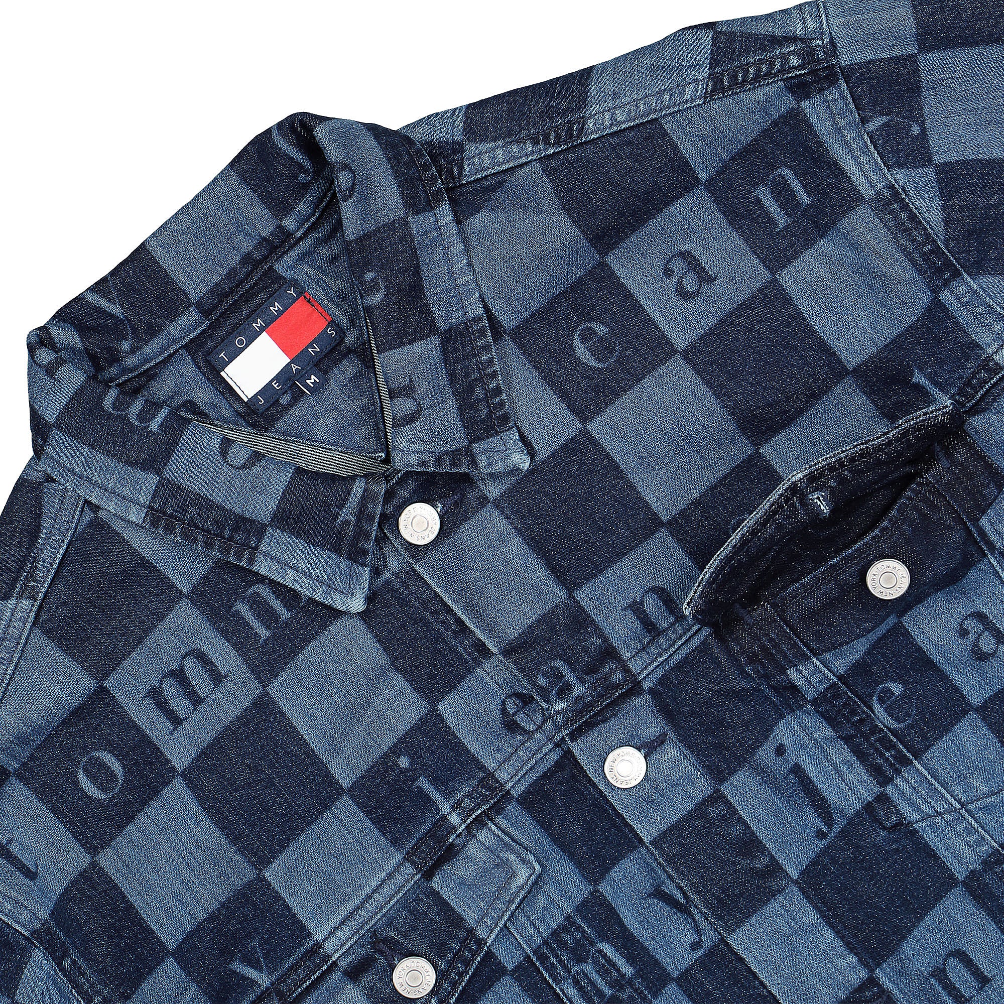 Tommy Jeans TJCU Monogram Trucker Jacket Indigo Denim Stone Washed Jackets Detailfoto | Overkill