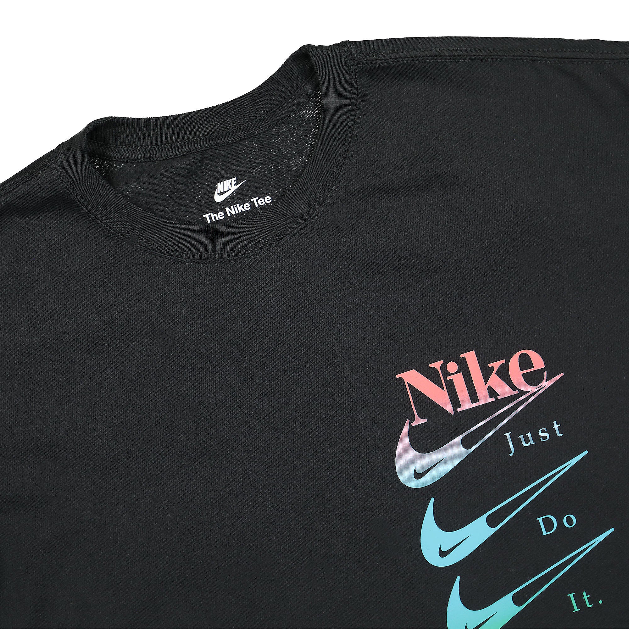 Nike NSW DNA M90 Tee Black T-Shirts Close-up | Overkill