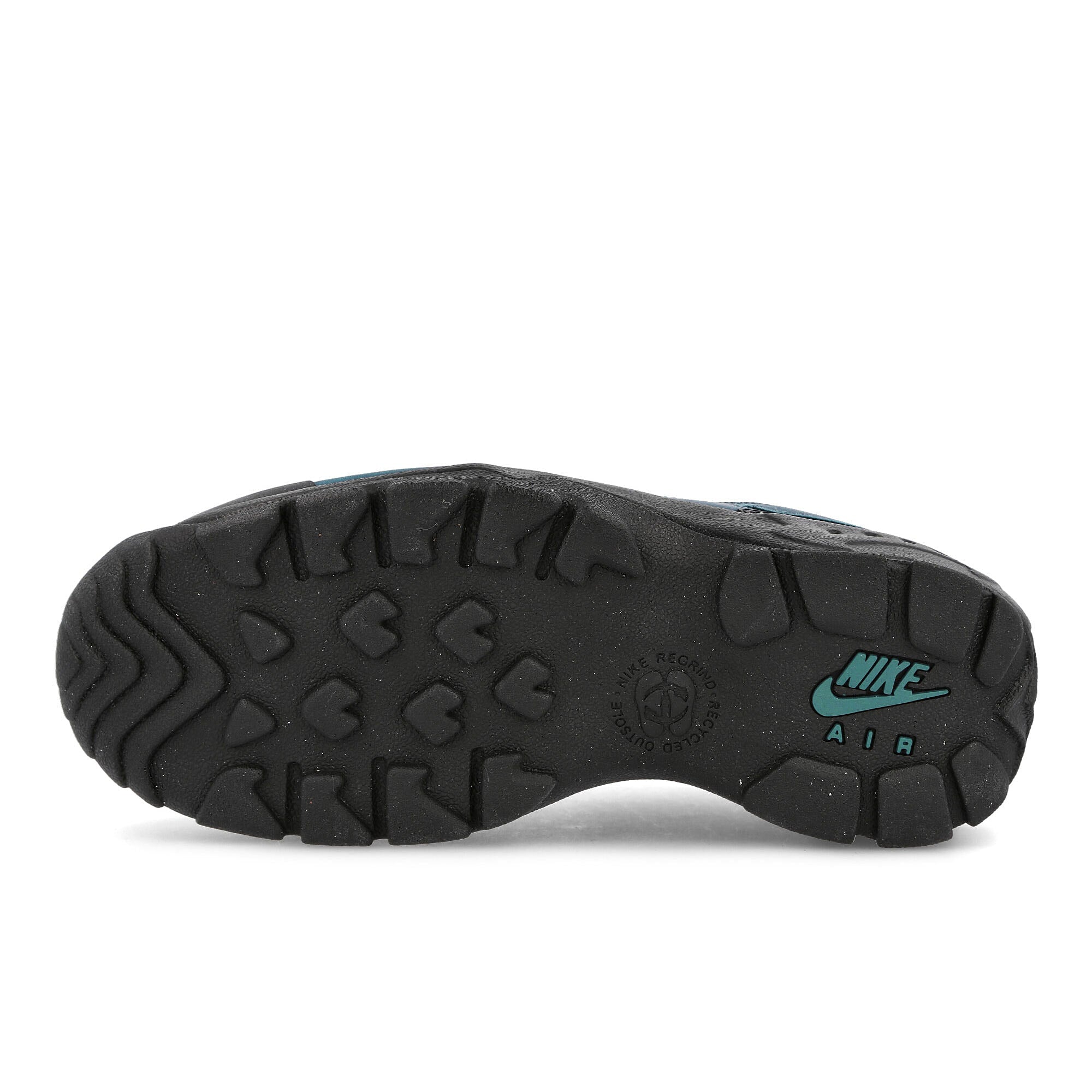 Nike acg air mada Black-Black - Ash Green Low Top Sneakers Detail View 1 | Overkill