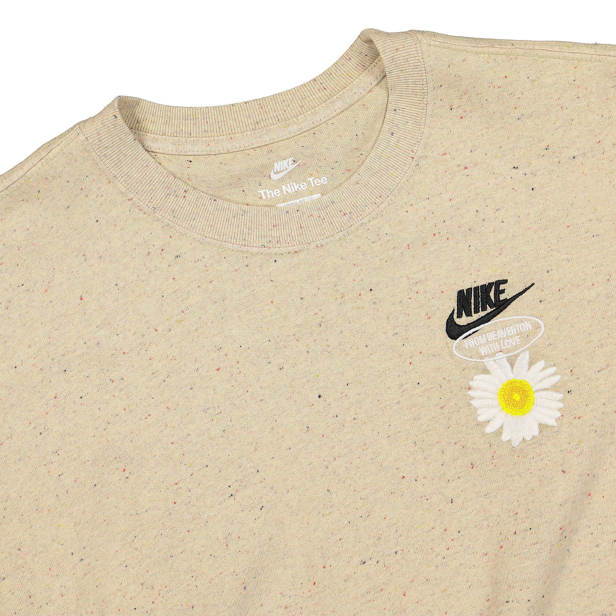 Nike NSW Max 90 NIke Day Tee Light Stone T-Shirts Close-up | Overkill