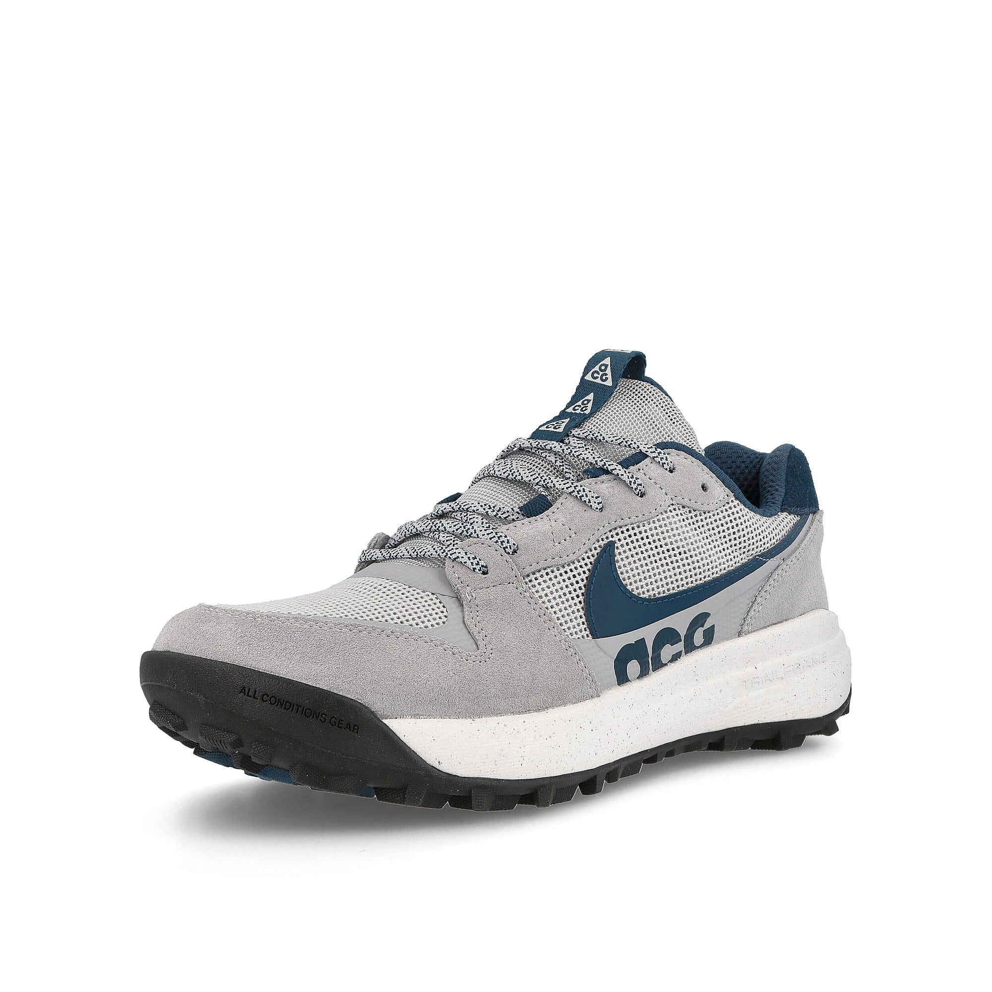 Nike acg lowcate Wolf Grey / Navy - Grey Fog - Summit White Low Top Sneakers Close Up | Overkill