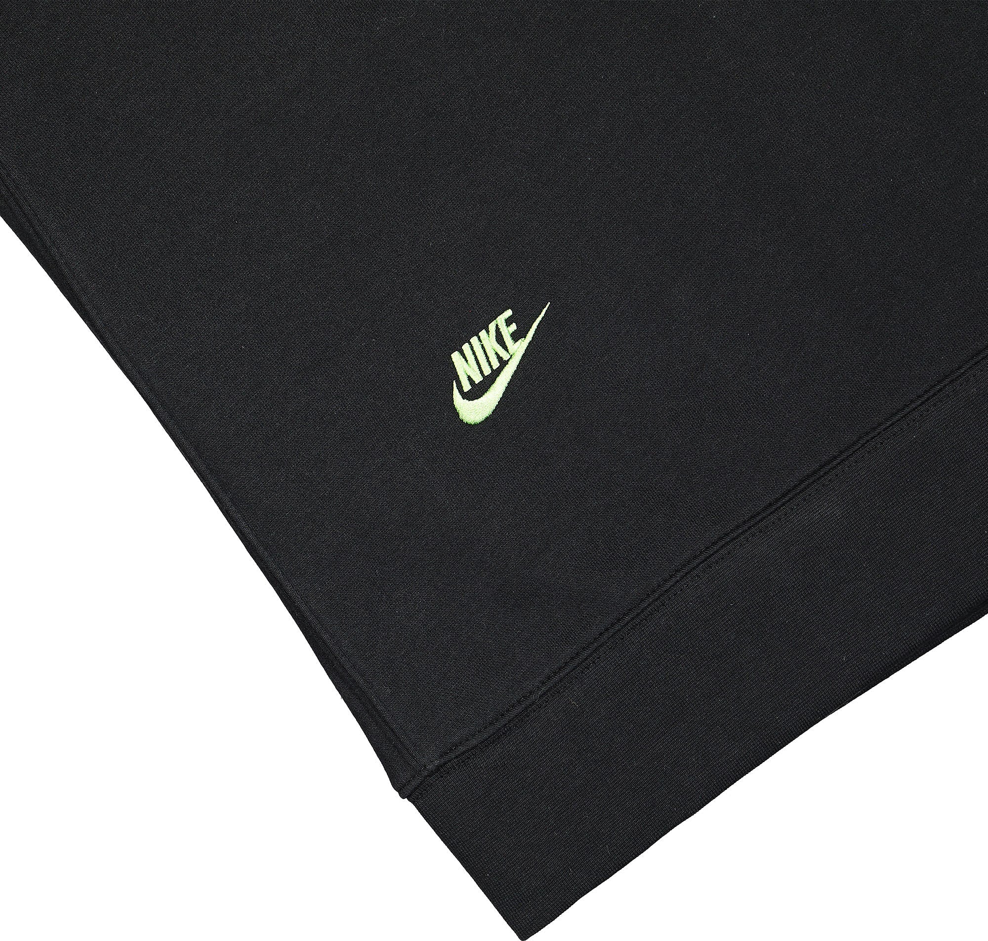 Nike NSW Sport Essentials Plus Crew Sweatshirt Black / Black Sweatshirts Detailfoto | Overkill