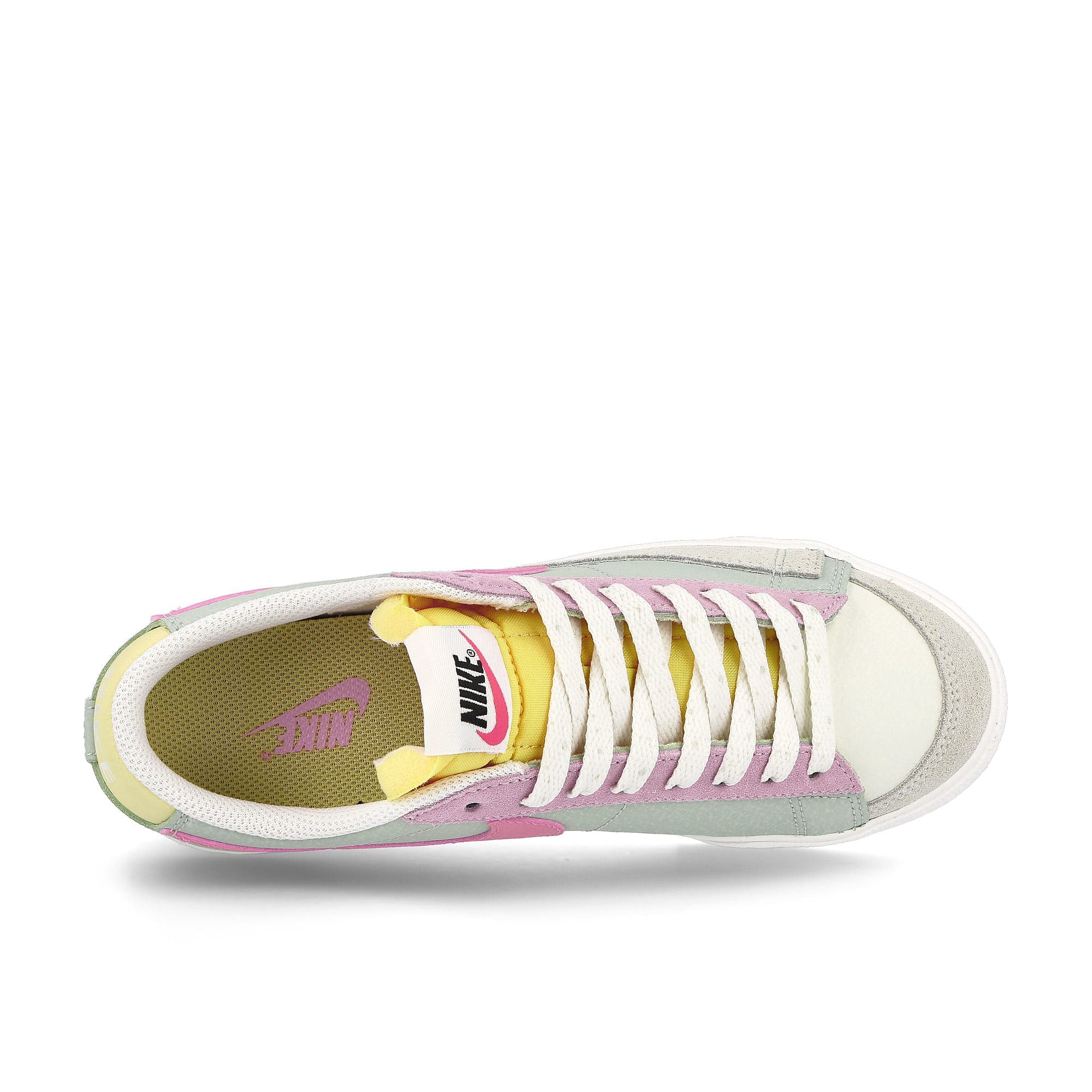 Nike wmns blazer low platform Seafoam-Pink Salt - Sea Glass - Saturn Gold Low Top Sneakers Detailfoto | Overkill
