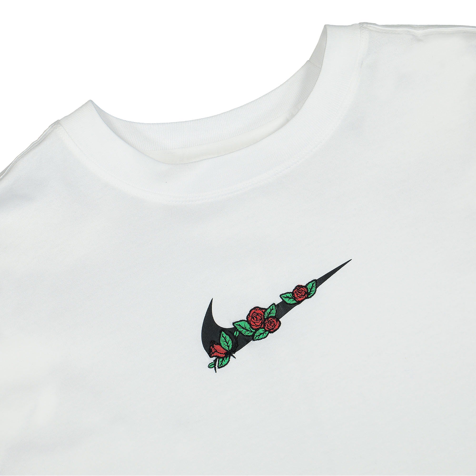 Nike Wmns NSW Boyfriend Valentines Day Tee White T-Shirts Close-up | Overkill