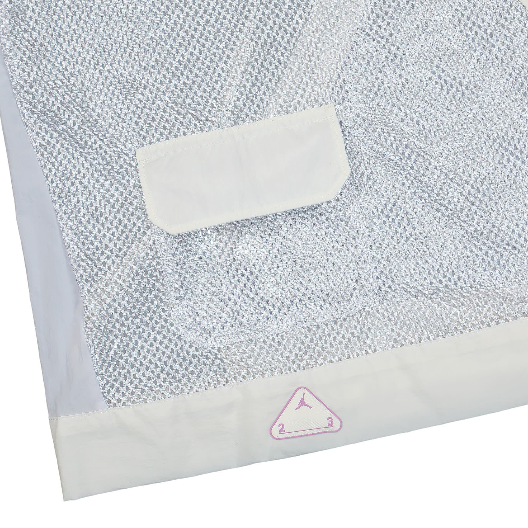 Jordan Wmns Air Jordan 23 Engineered Lifestyle Top Iris Whisper / Phantom Tops Detailfoto | Overkill