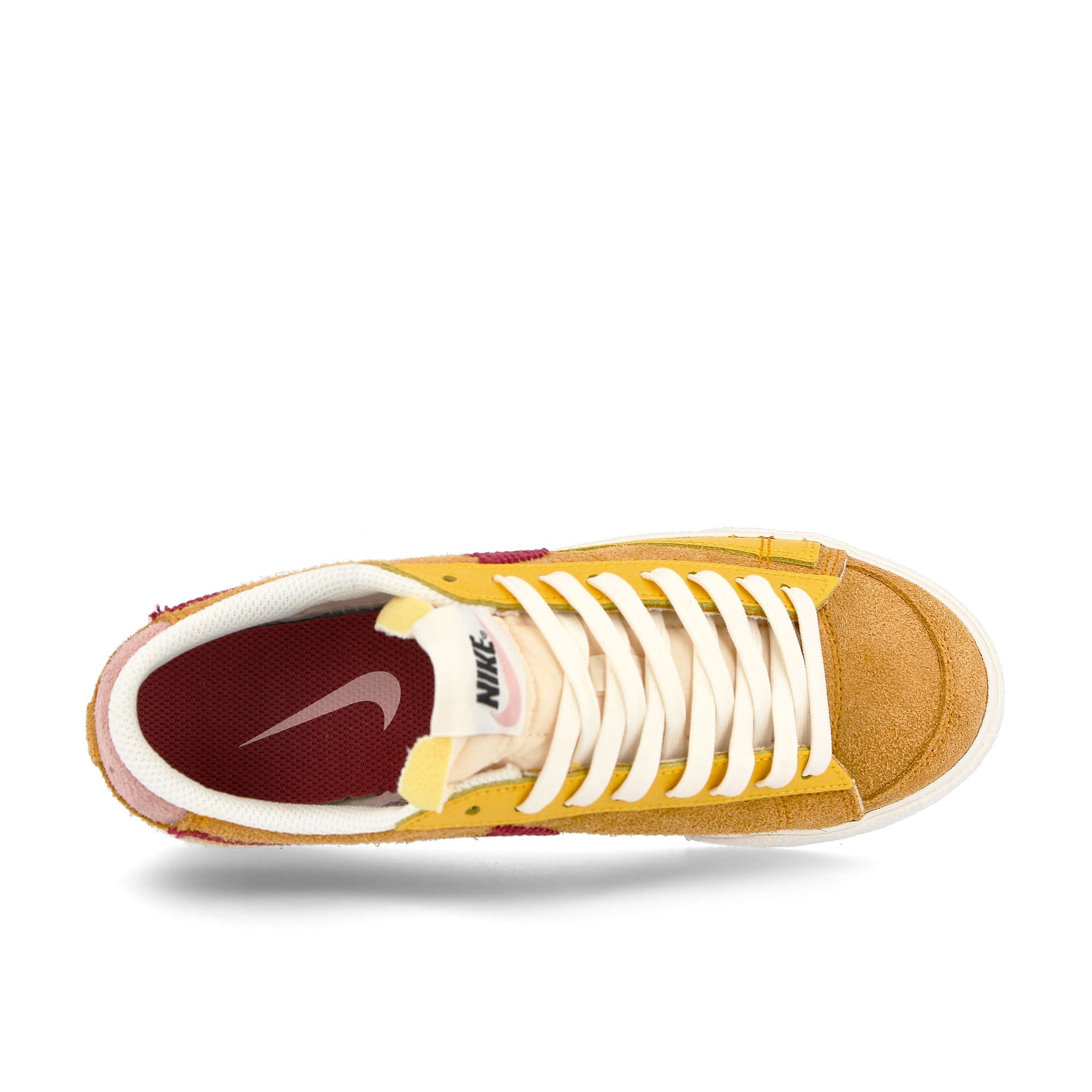 Nike wmns blazer low platform Sunset-Rush - Maroon - University Gold Low Top Sneakers Detailfoto | Overkill