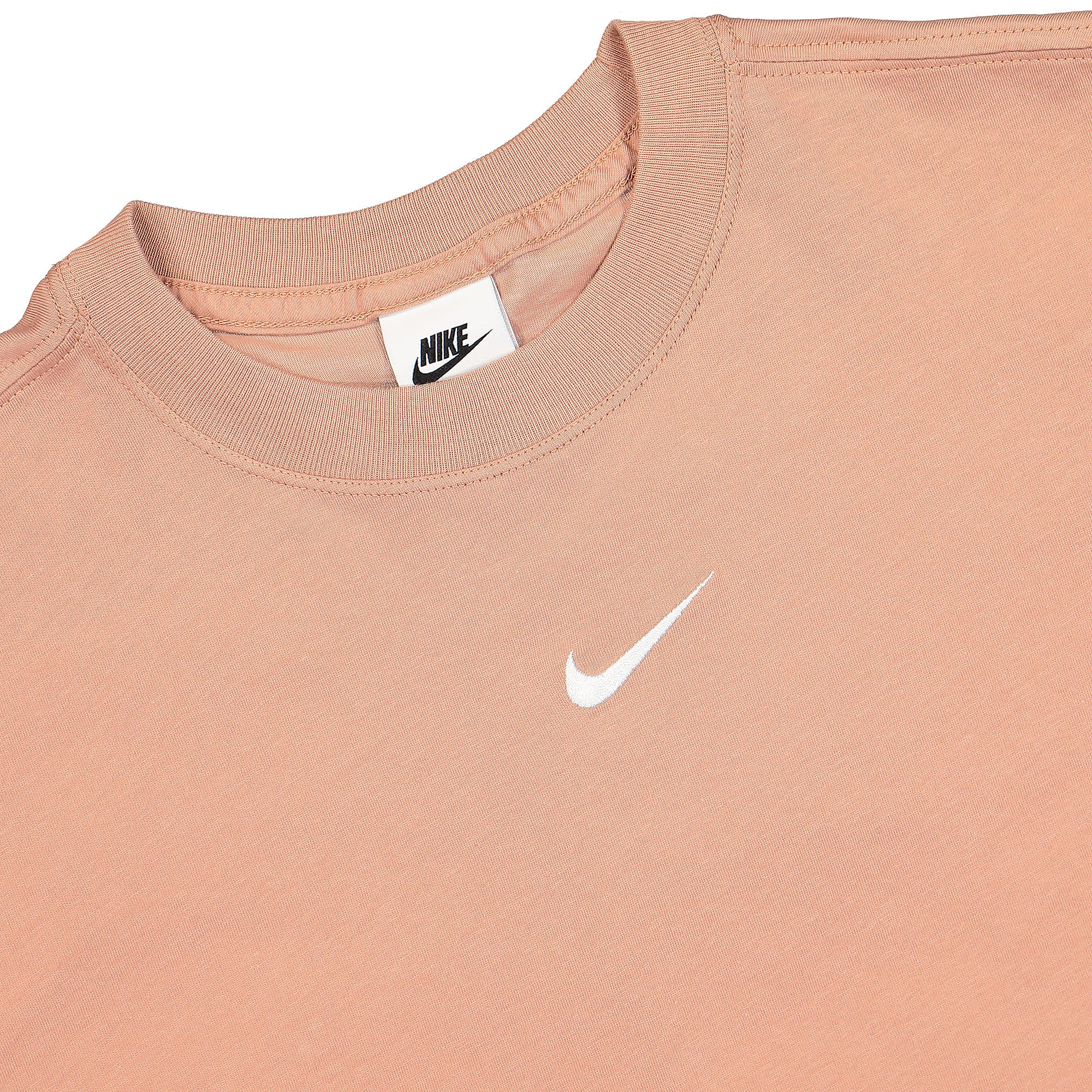 Nike Wmns Essentials SS Tee Rose Whisper / White T-Shirts Close-up | Overkill
