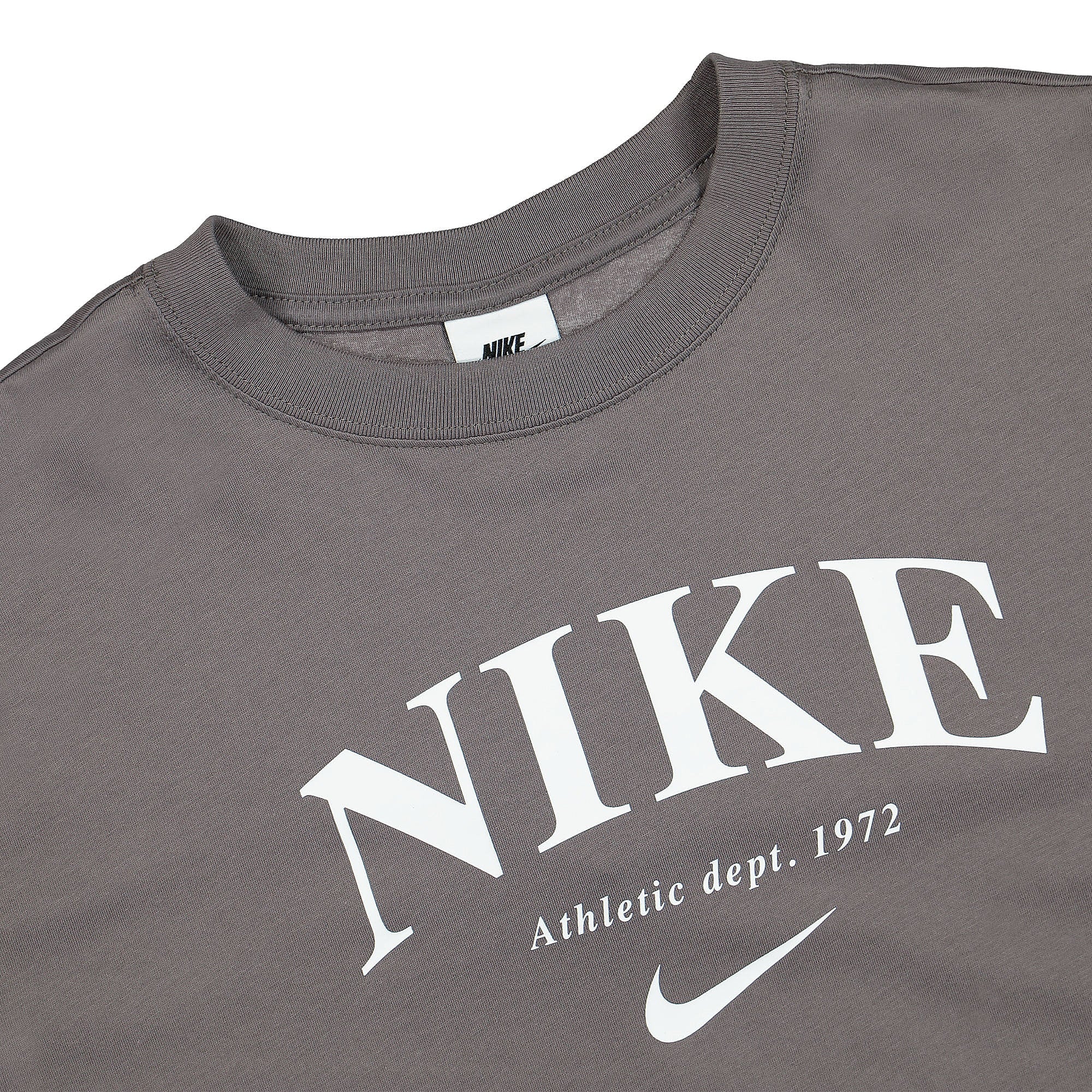 Nike Wmns NSW Short-Sleeve Graphic Dress Cave Stone / White T-Shirts Close-up | Overkill