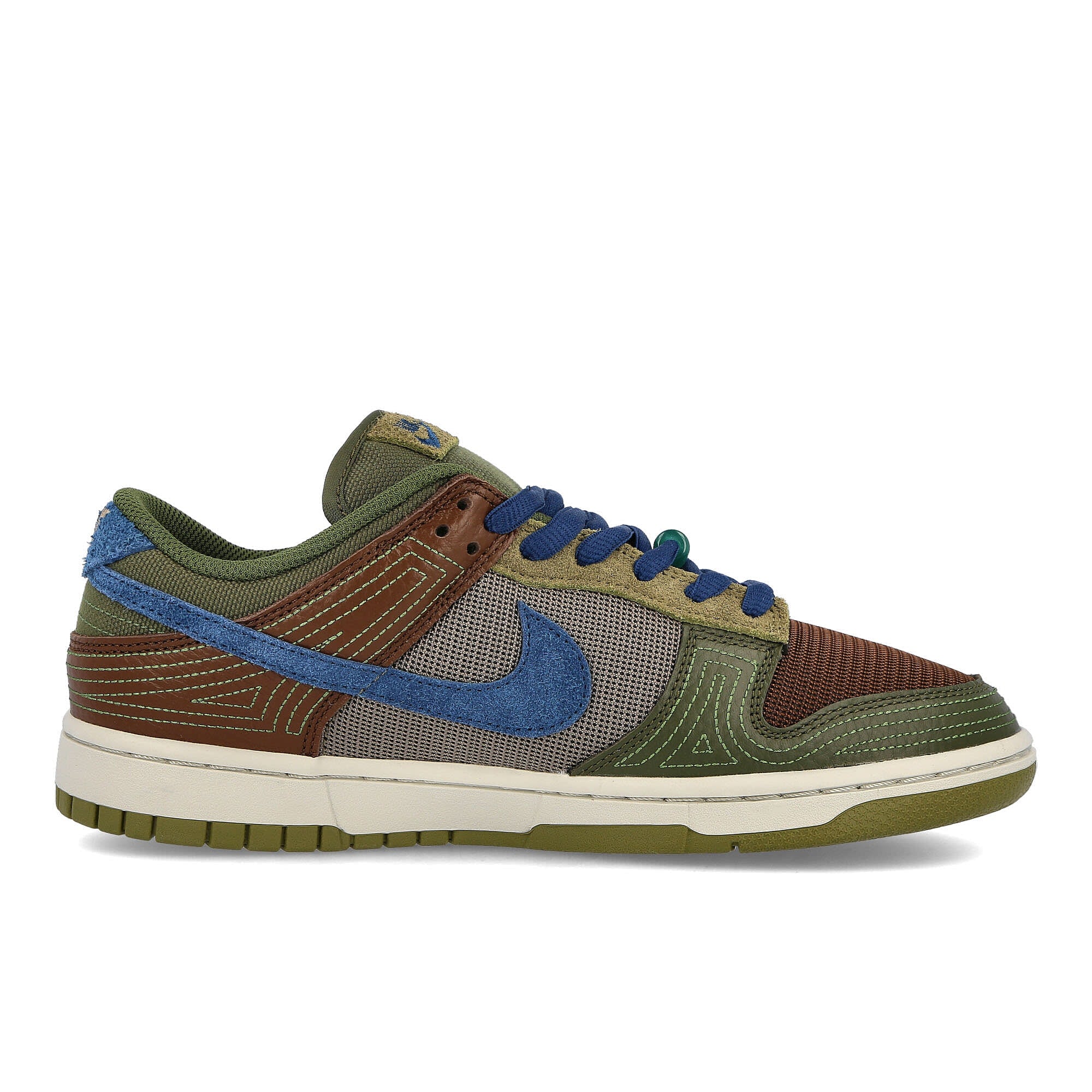 Nike dunk low nh Cacao Wow / Arina - Rough Green - Pilgrim Low Top Sneakers Silhouette | Overkill
