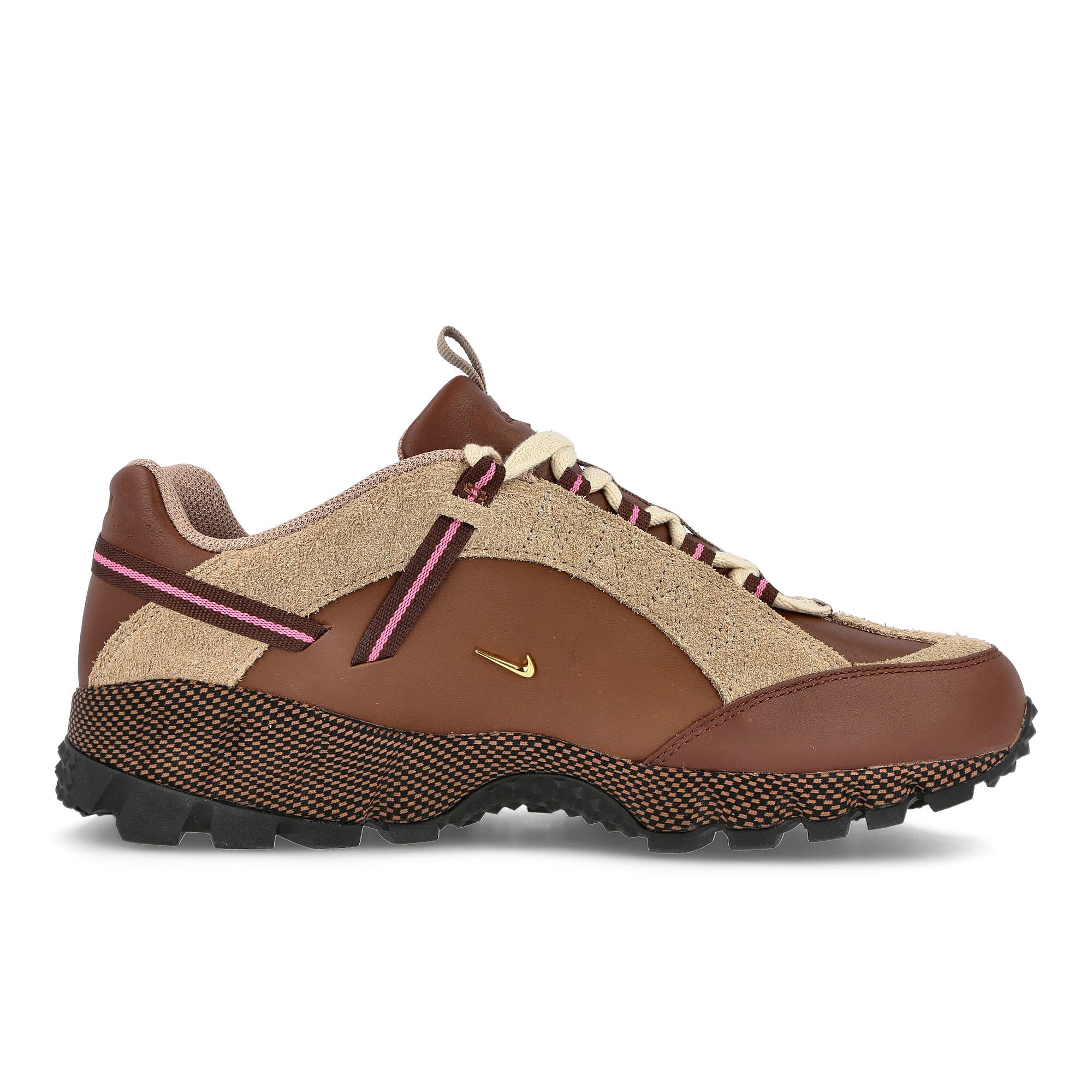 Nike Jacquemus x Nike Wmns Air Humara LX Ale Brown / Gold - Ale Brown Sneakers Silhouette | Overkill